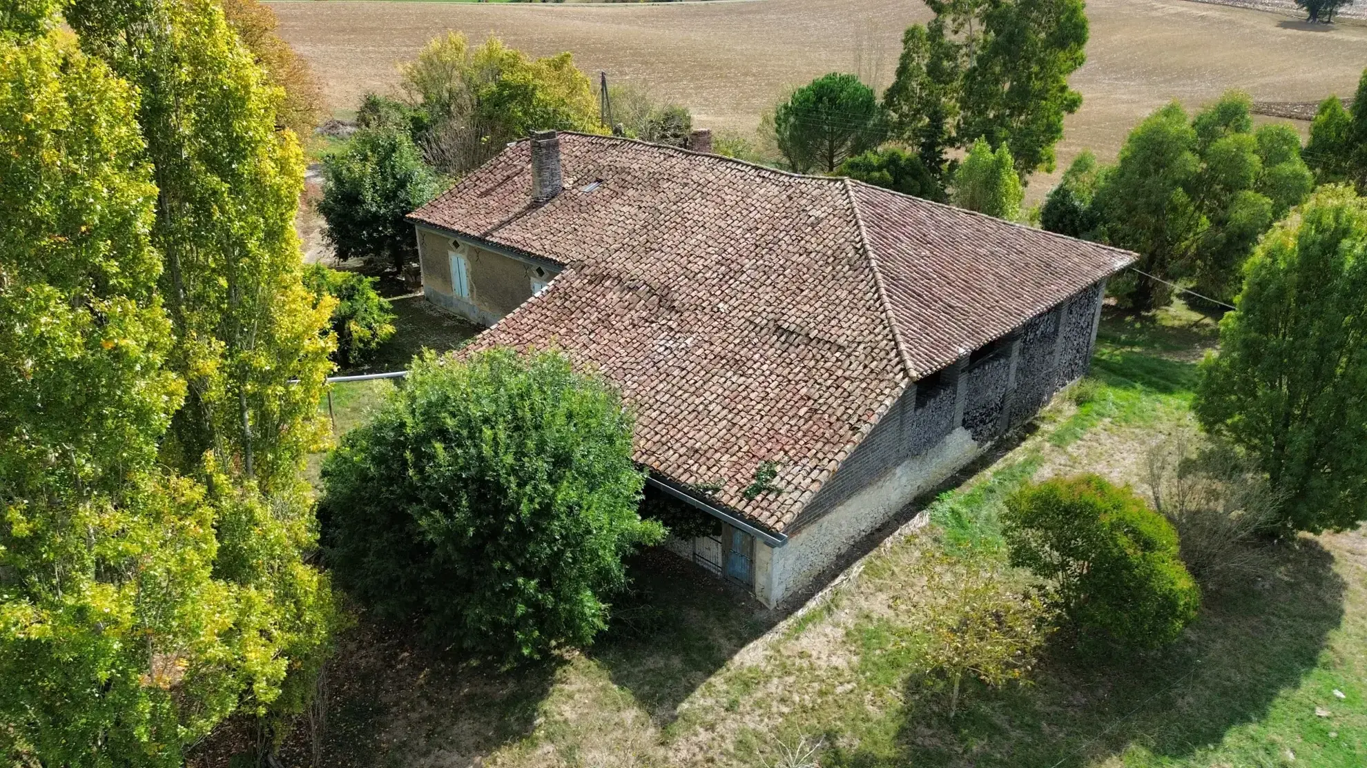 Ancien Corps de Ferme à Rénover dans le Gers avec Vue Pyrénées 