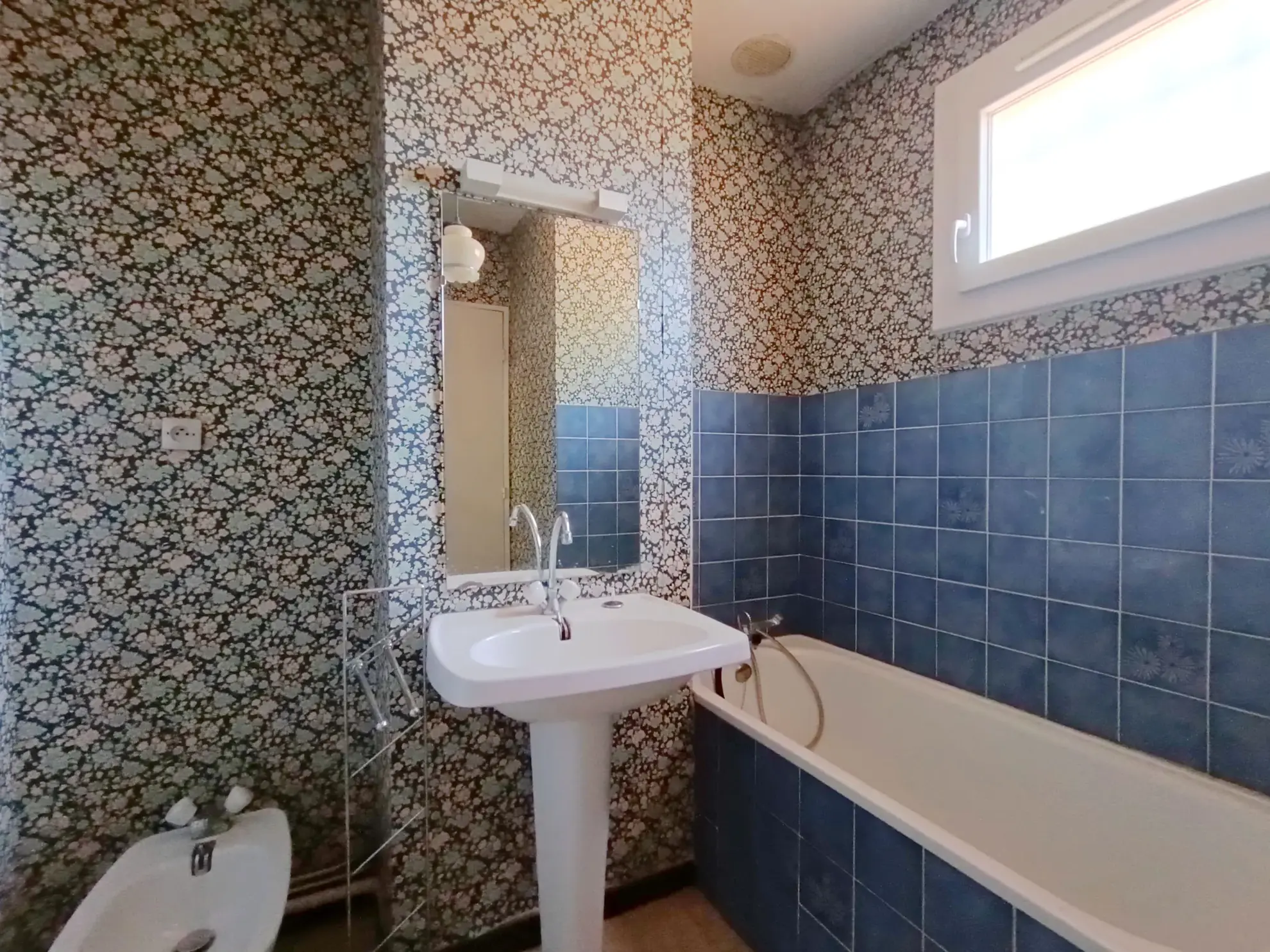 Maison 5 pièces avec garage et cour à Carcassonne – Projet de personnalisation 