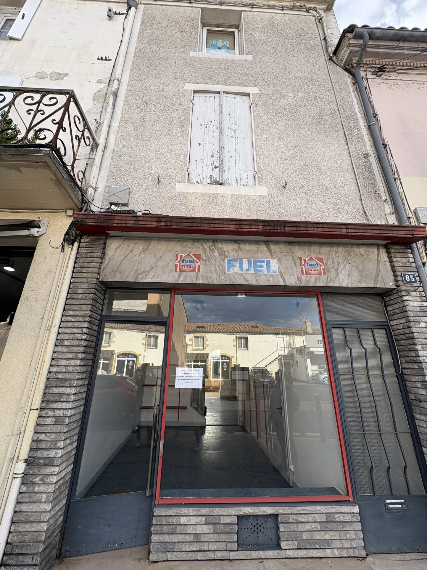 Immeuble à vendre en centre-ville de Langon avec potentiel de rénovation 