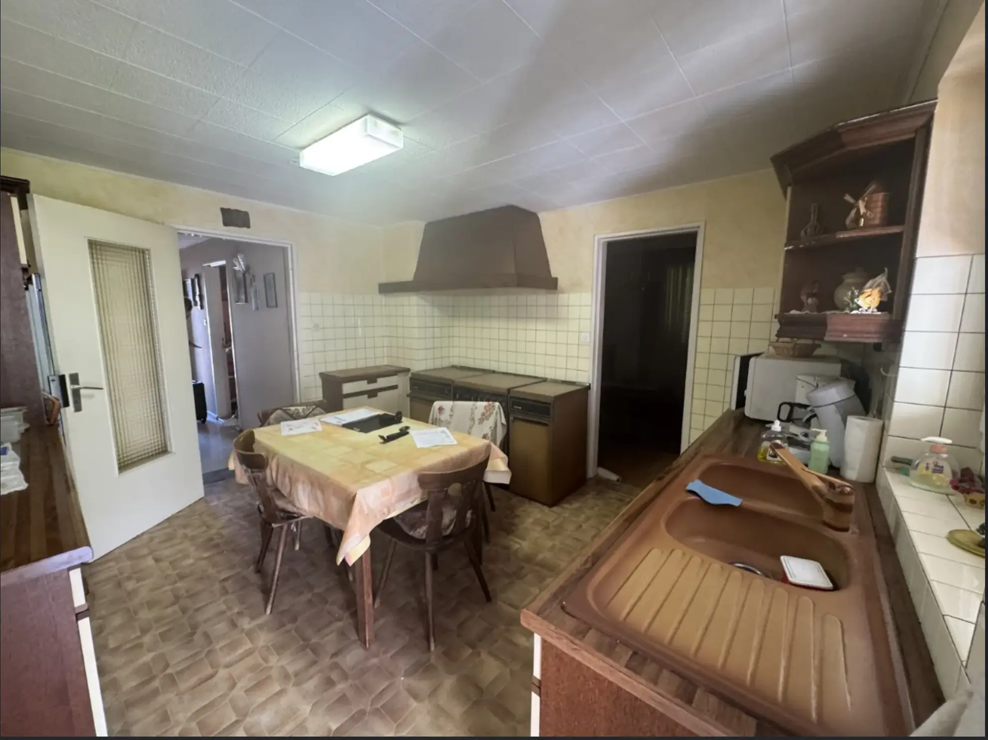 Maison de caractère à Riespach, 3 chambres, dépendances, terrain 11 ares au cœur du Sundgau 