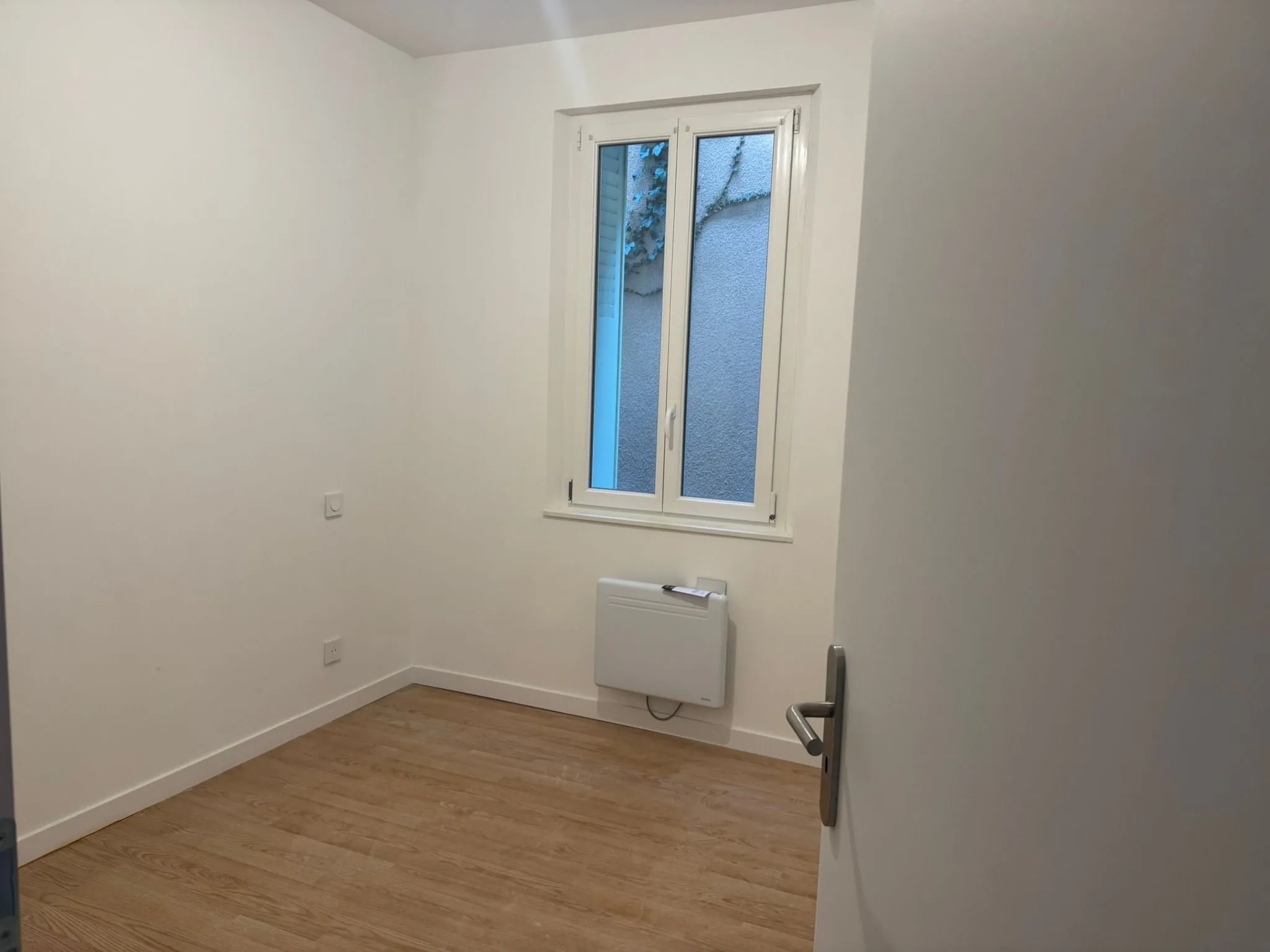 Appartement Type 2 à Nyons de 60 m², rénové et climatisé, proche du centre 