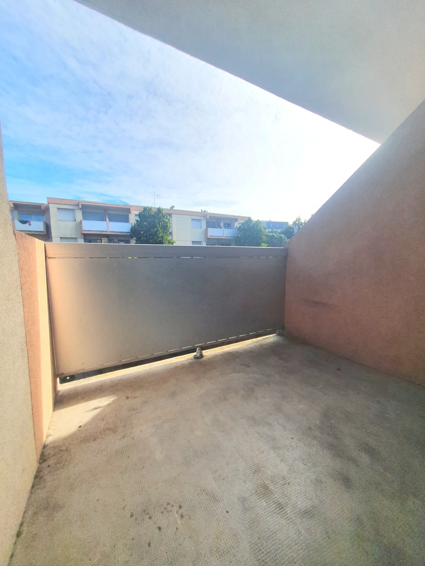 Appartement T1 de 25 m² avec terrasse et parking à Montpellier