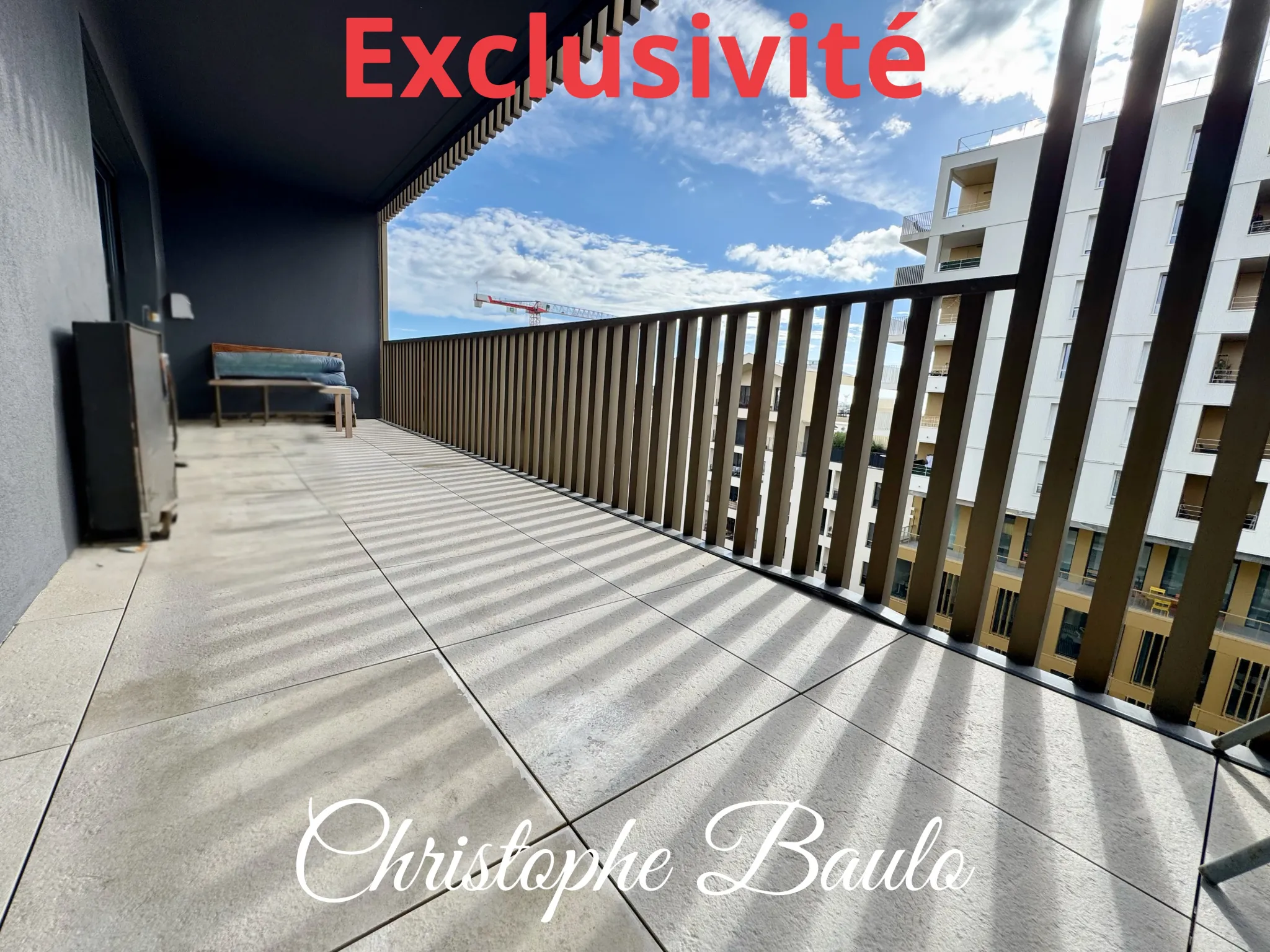 Appartement T3 lumineux avec terrasse à Montpellier Port-Marianne, dernier étage, parking inclus 