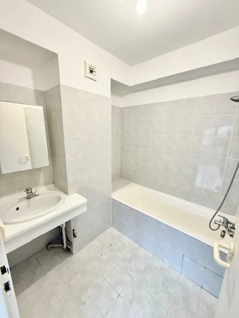 Studio à vendre au cœur de Divonne-les-Bains - Idéal investisseur ou premier achat 