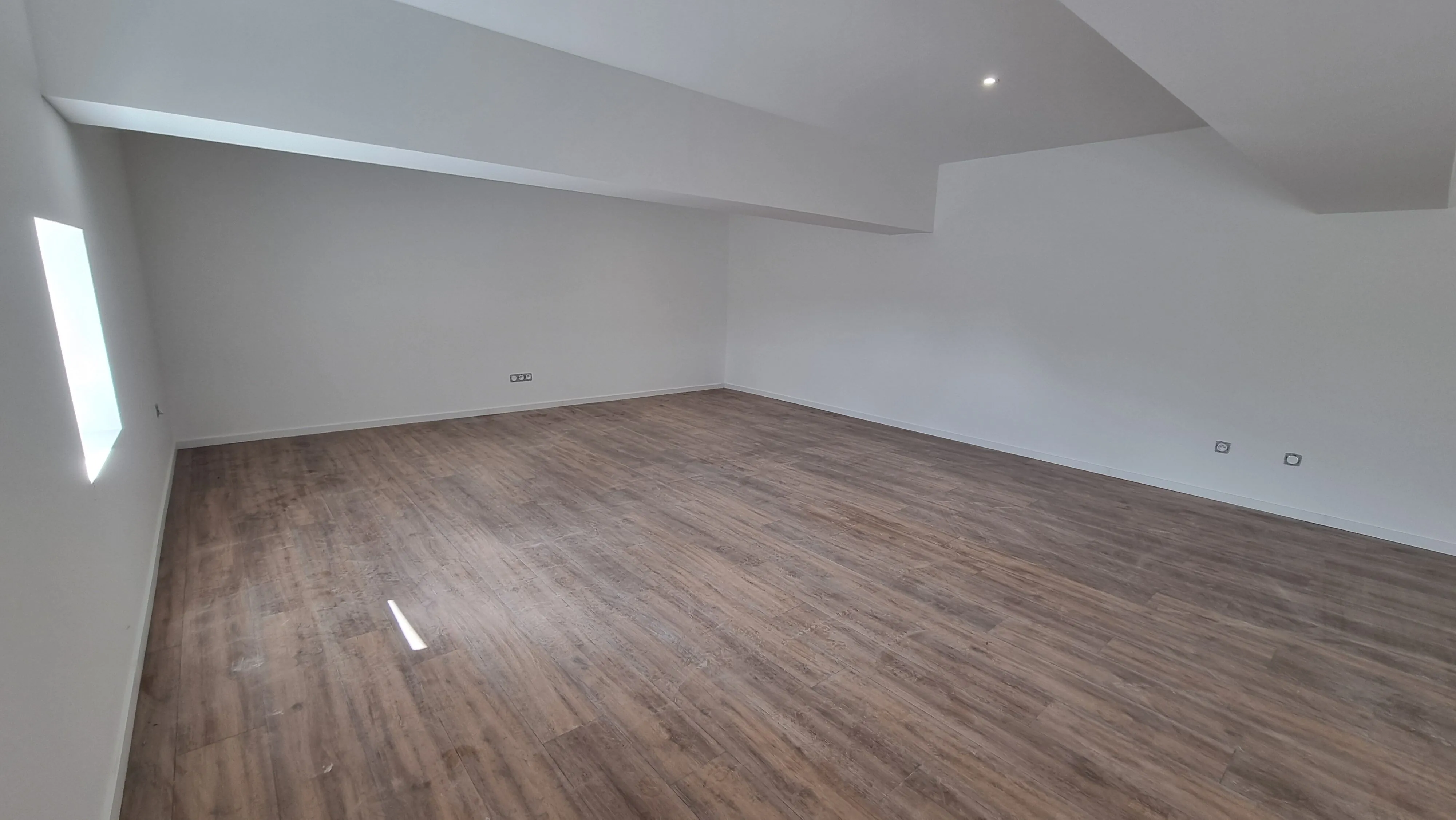 Magnifique maison à vendre à Vougy de 159 m² avec extérieur et parking privé 