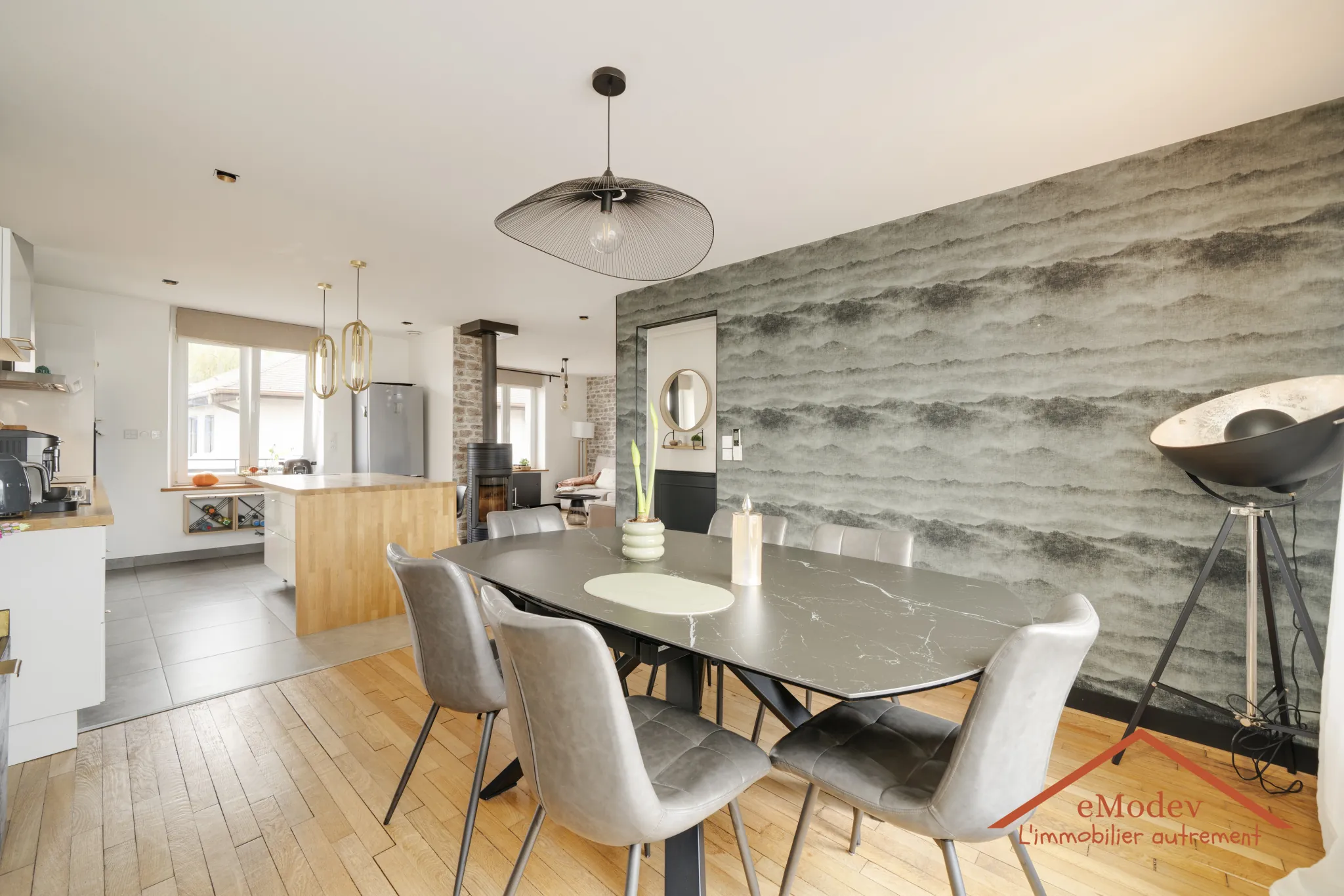 Maison de Ville Renovée à Golbey – 97 m2 avec Terrasse et Garage 