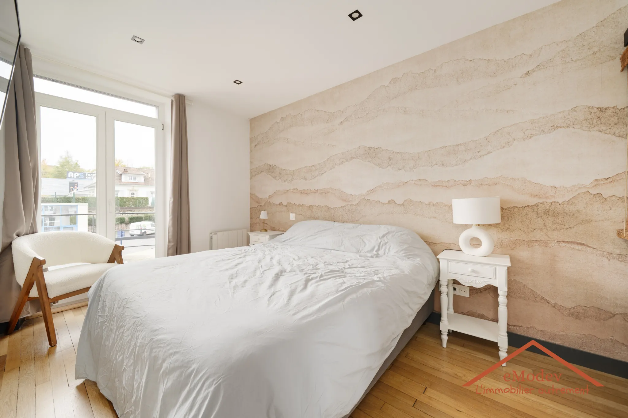 Maison de Ville Renovée à Golbey – 97 m2 avec Terrasse et Garage 