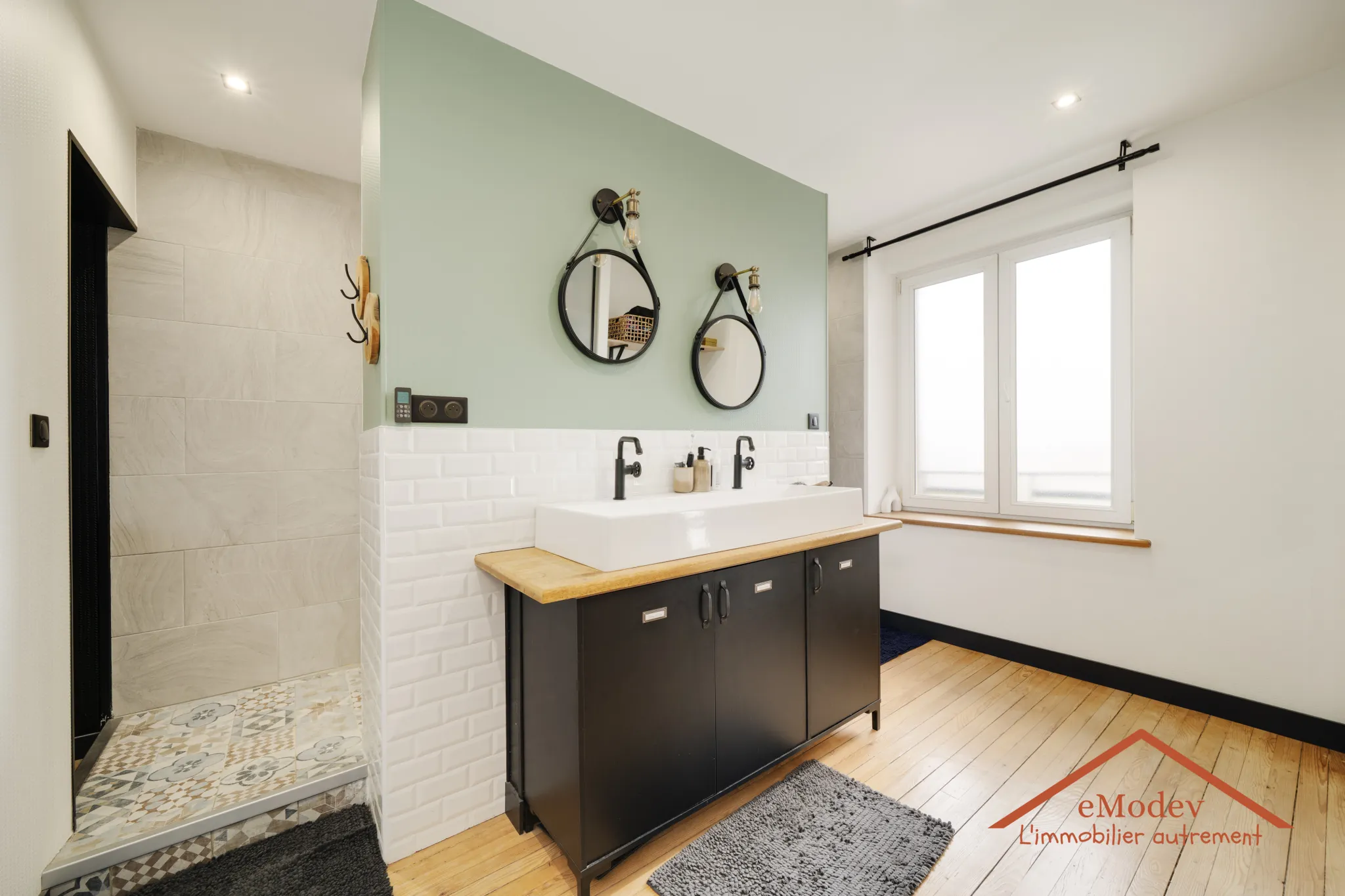 Maison de Ville Renovée à Golbey – 97 m2 avec Terrasse et Garage 