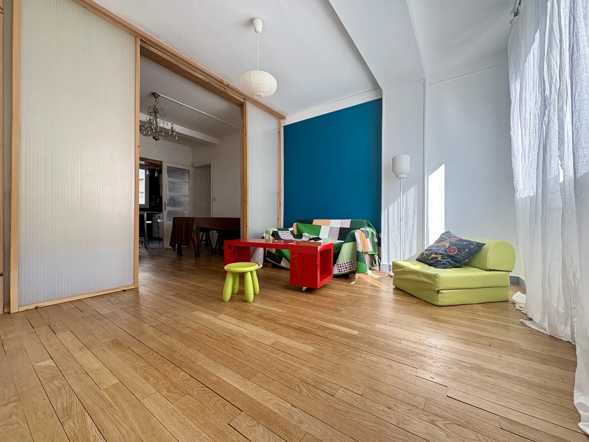 Appartement T5 à Clermont-Ferrand proche Jardin Lecoq avec cave et garage 