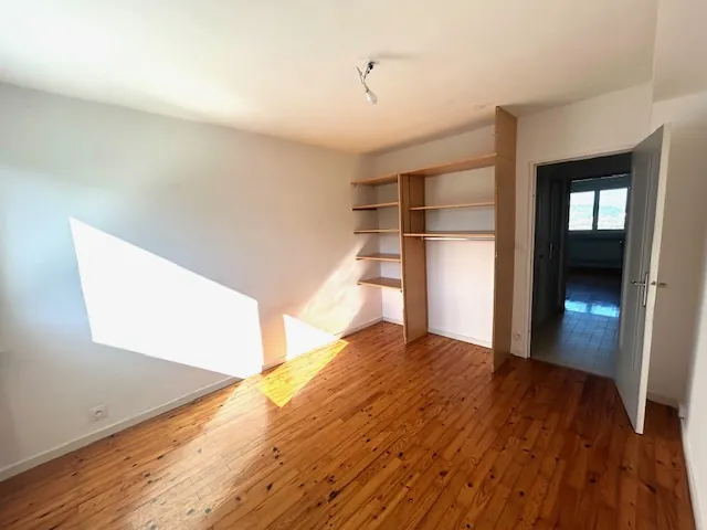 Appartement T4 avec balcon, garage et cave à Firminy - Le Soleil Levant 