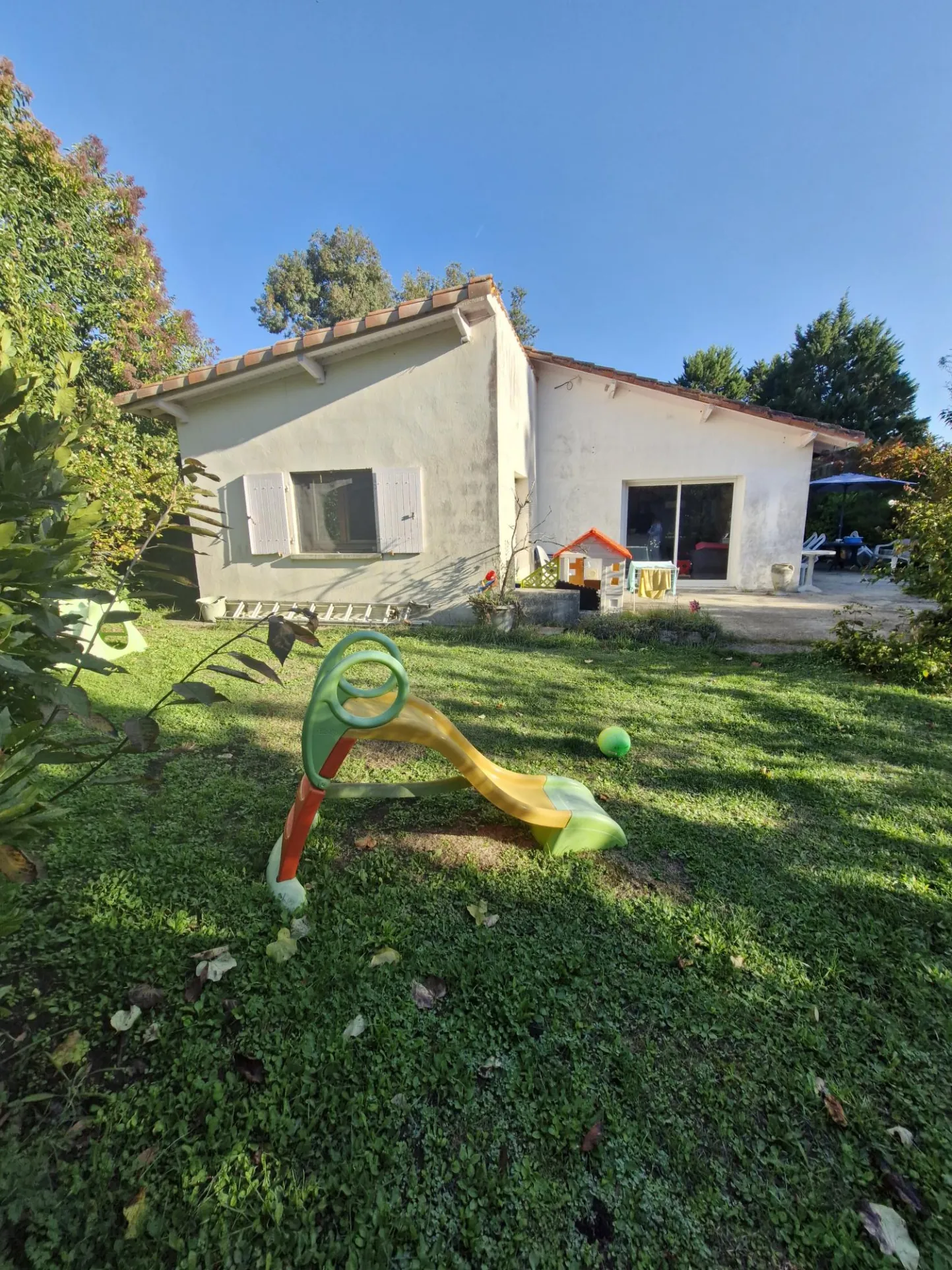 Maison 103 m² avec 2 logements à Meschers, proche Royan, terrain arboré