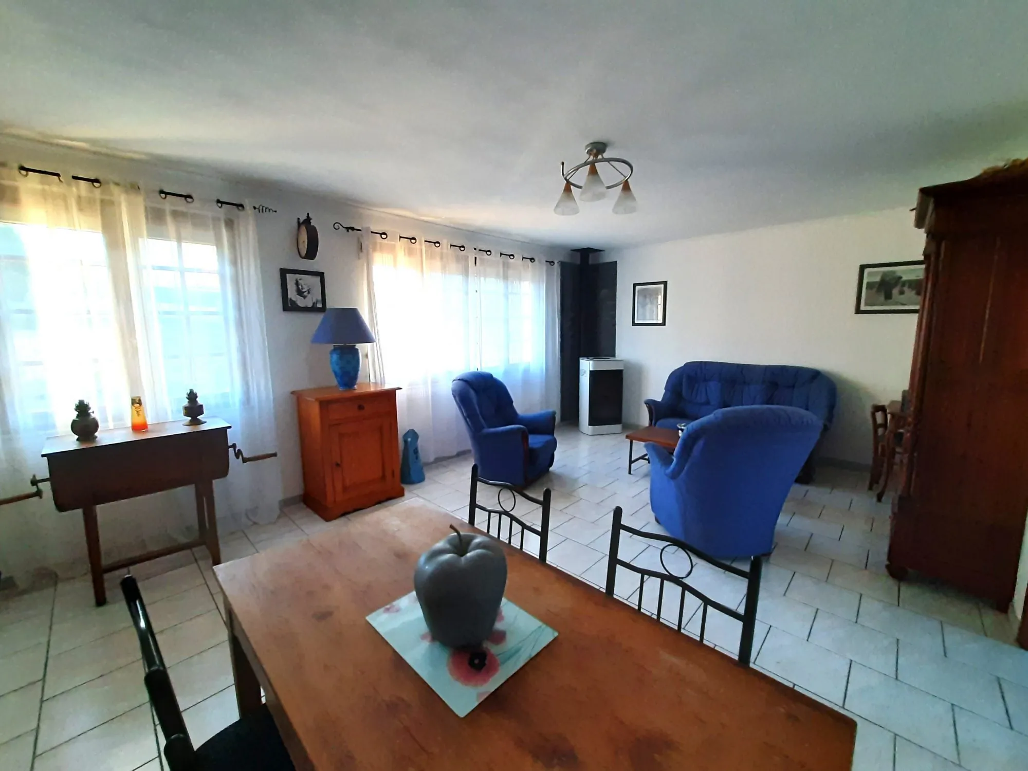 Maison de plain-pied à Cany-Barville avec 4 chambres et garage - Proche centre-ville 