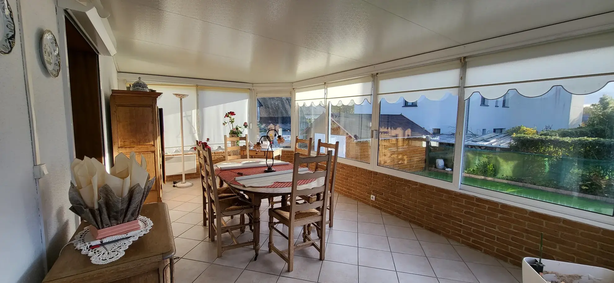 Maison de plain-pied avec sous-sol complet à Yvetot - 2 chambres, jardin, garage, proche commodités 