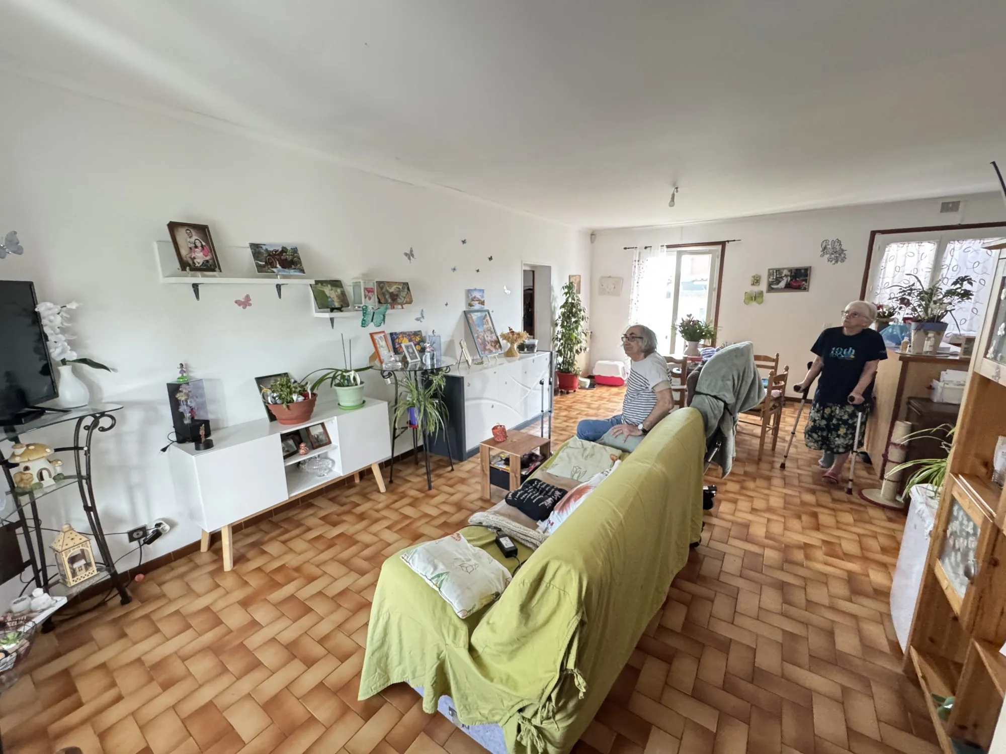 Maison de plain-pied à Saintes Recouvrance avec jardin clos et garage 