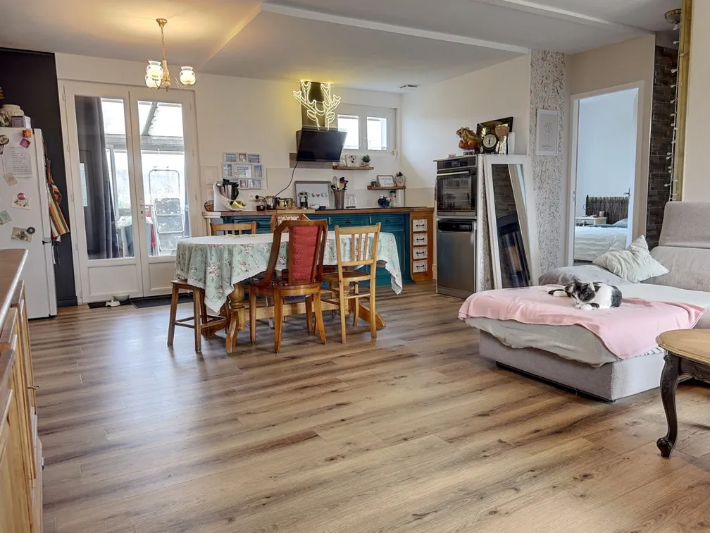 Maison de 80 m² avec 3 chambres et grand jardin à St Michel de Chavaignes 