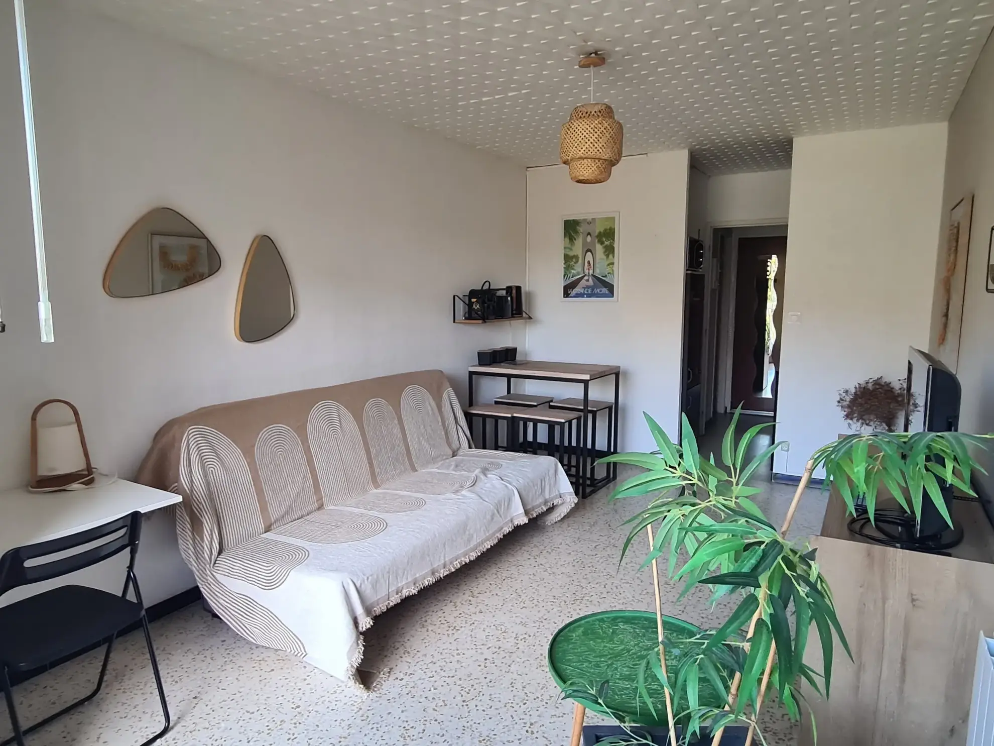 Appartement T1 à La Grande-Motte avec parking et loggia, proche de la plage 
