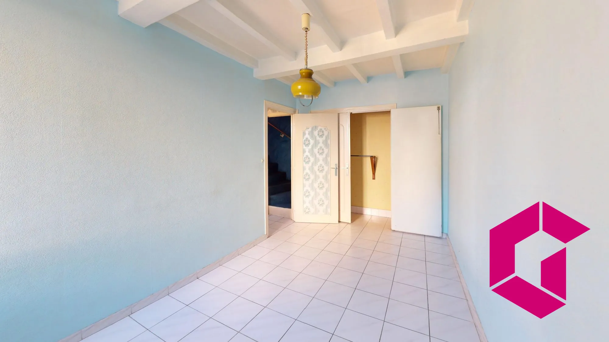 Maison de ville à rénover de 70m² avec garage à Unieux