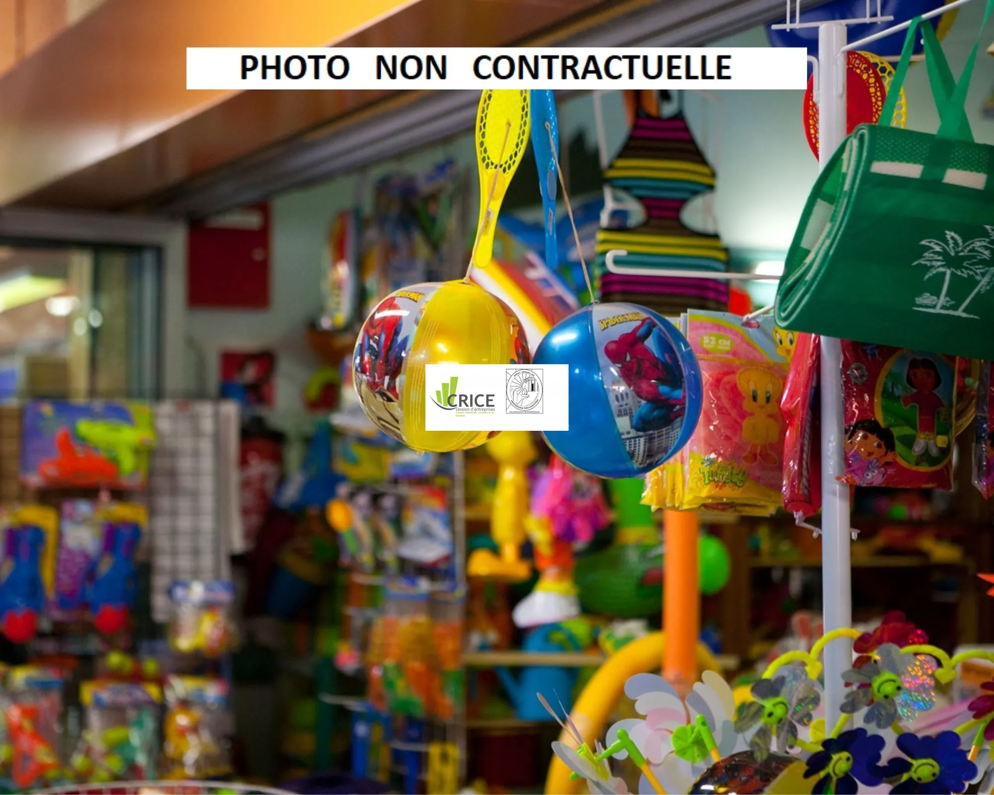 Fonds de commerce d'articles de plage en Charente-Maritime - Opportunité à saisir