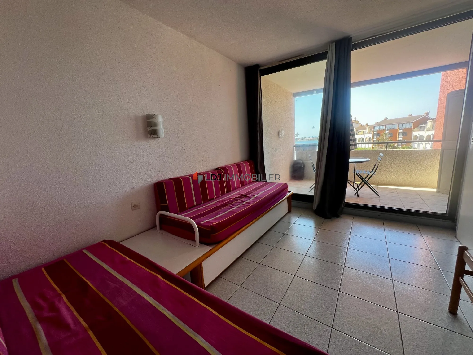 Bel appartement T2 avec vue étang à Coudalère - Résidence avec piscine 