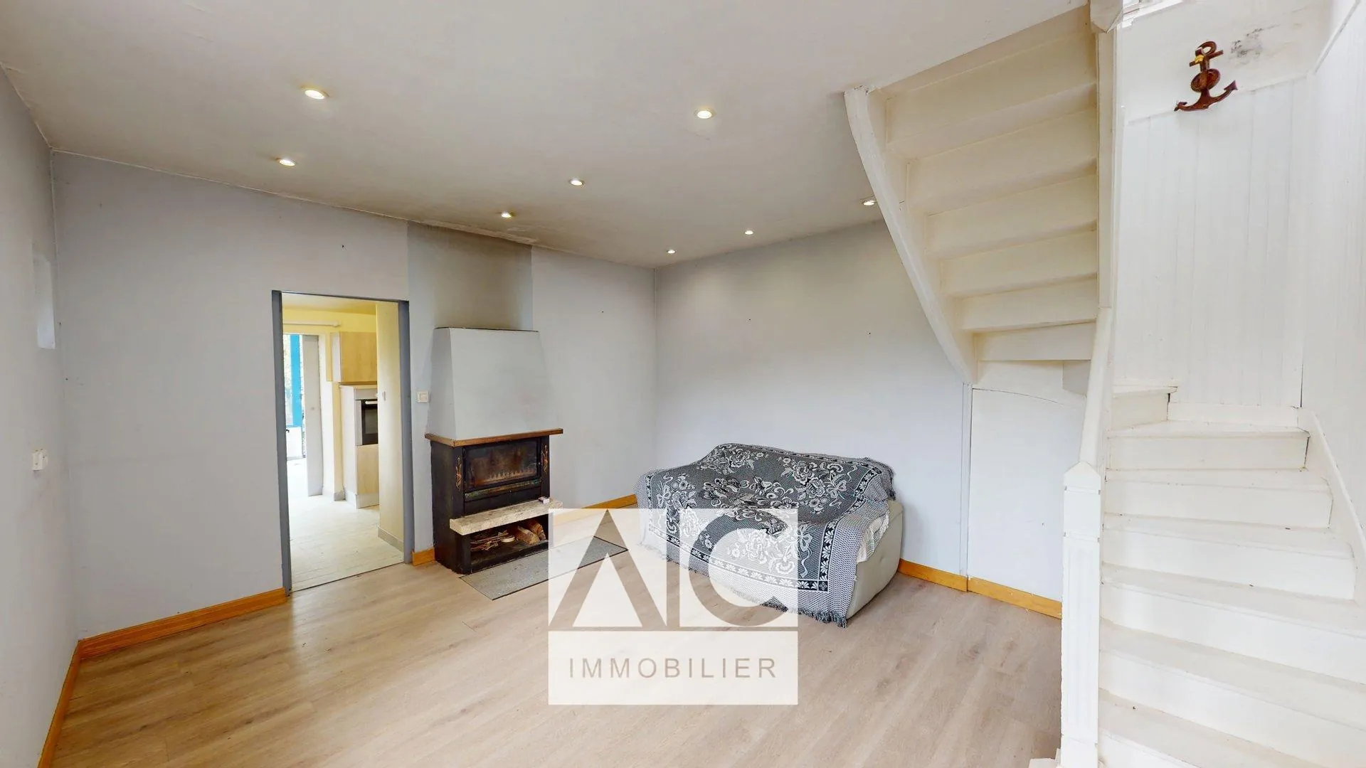 Maison 4 pièces à Pontrieux avec jardin et dépendance - À rénover 