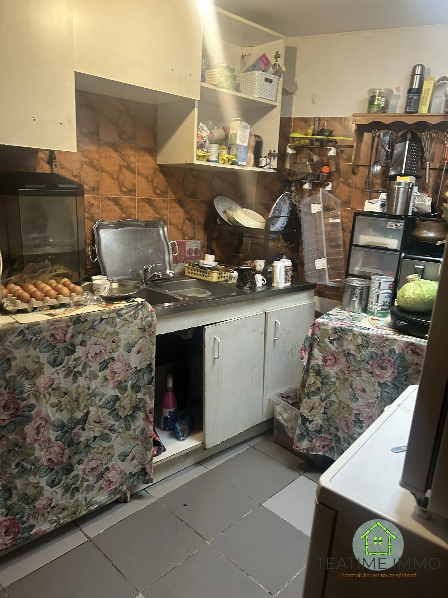 Maison mitoyenne à rénover de 75 m² à Roubaix, idéal projet immobilier 