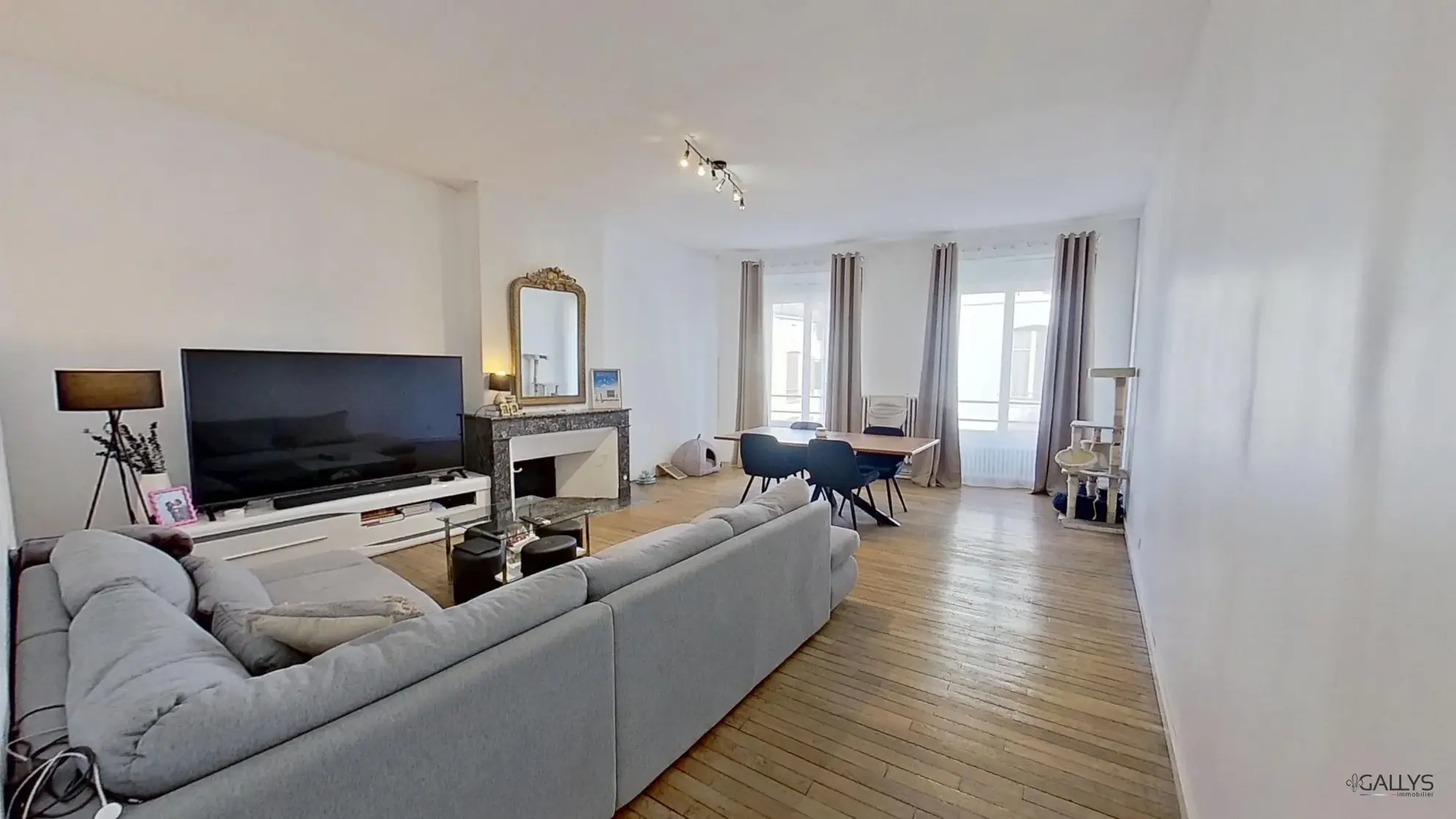 Bâtiment de caractère avec fort potentiel à Vaucouleurs