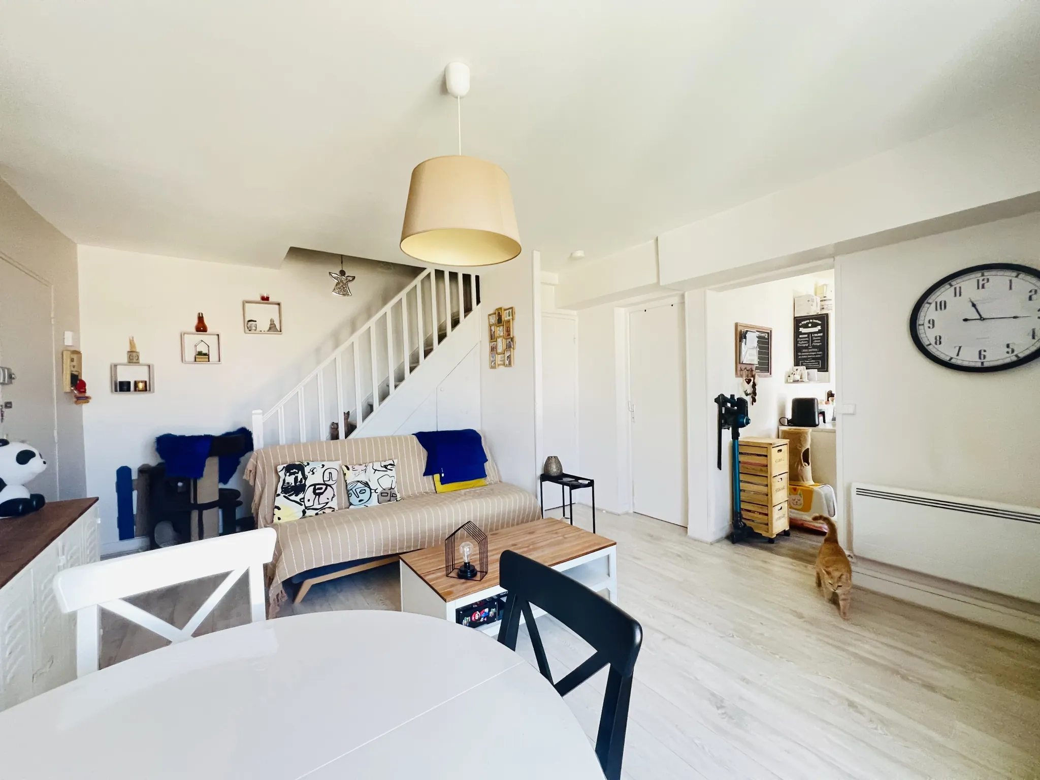 Charmant duplex lumineux à Auneau de 49 m² avec 1 chambre et bureau