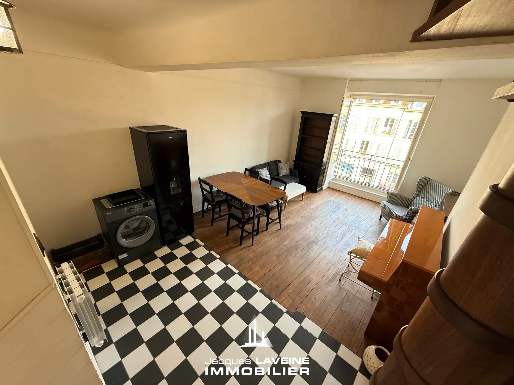 Appartement duplex avec vue sur la vieille ville à Metz 