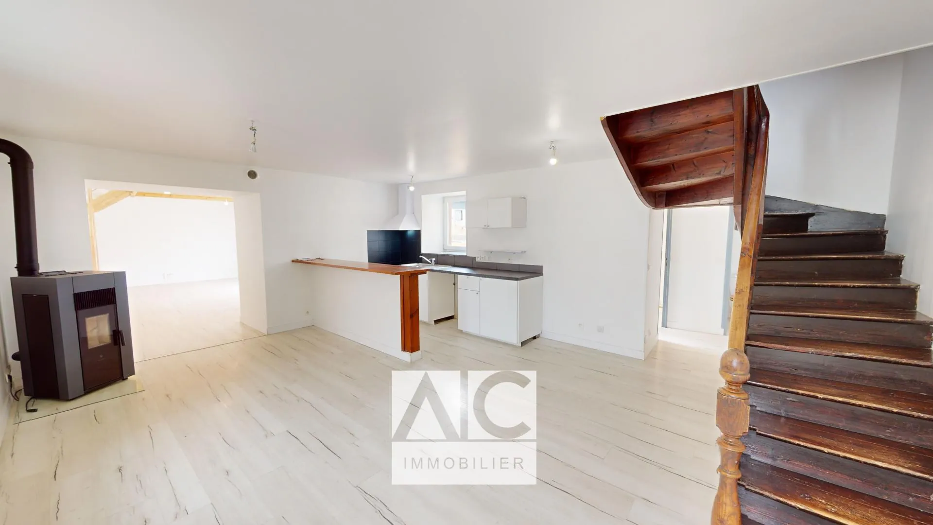 Charmante maison de 128 m² avec 4 chambres à Lanvollon – Proximité plages et commodités 