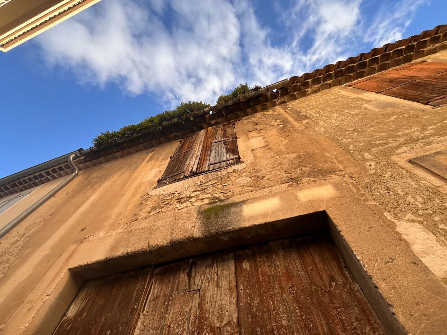 Appartement à restaurer de 130 m² avec garage à Apt près du centre-ville