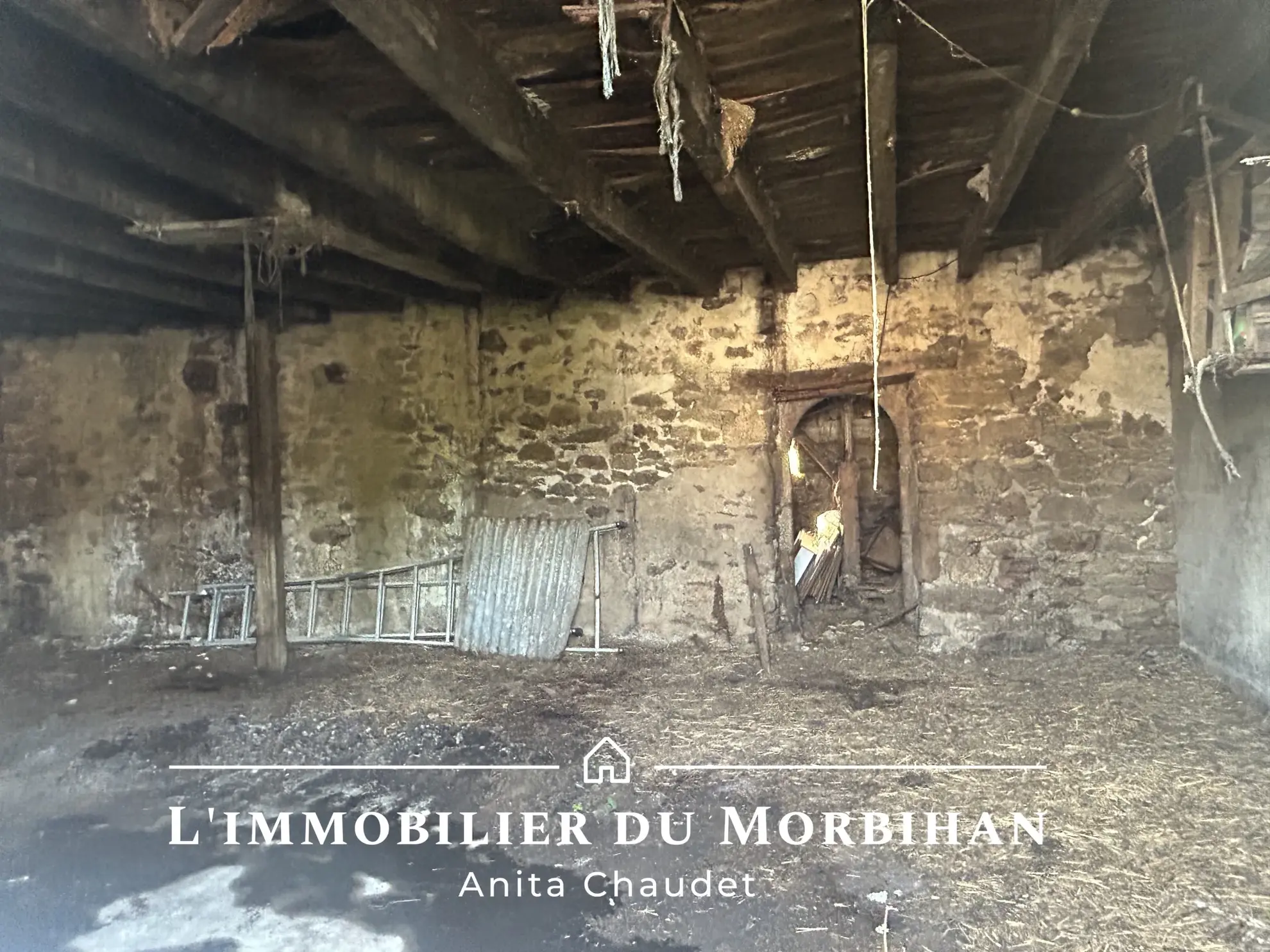 Maison à rénover avec dépendance à Surzur dans le Morbihan 