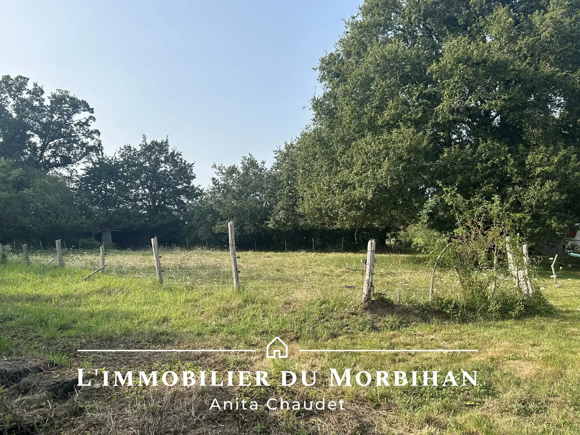 Maison à rénover avec dépendance à Surzur dans le Morbihan 