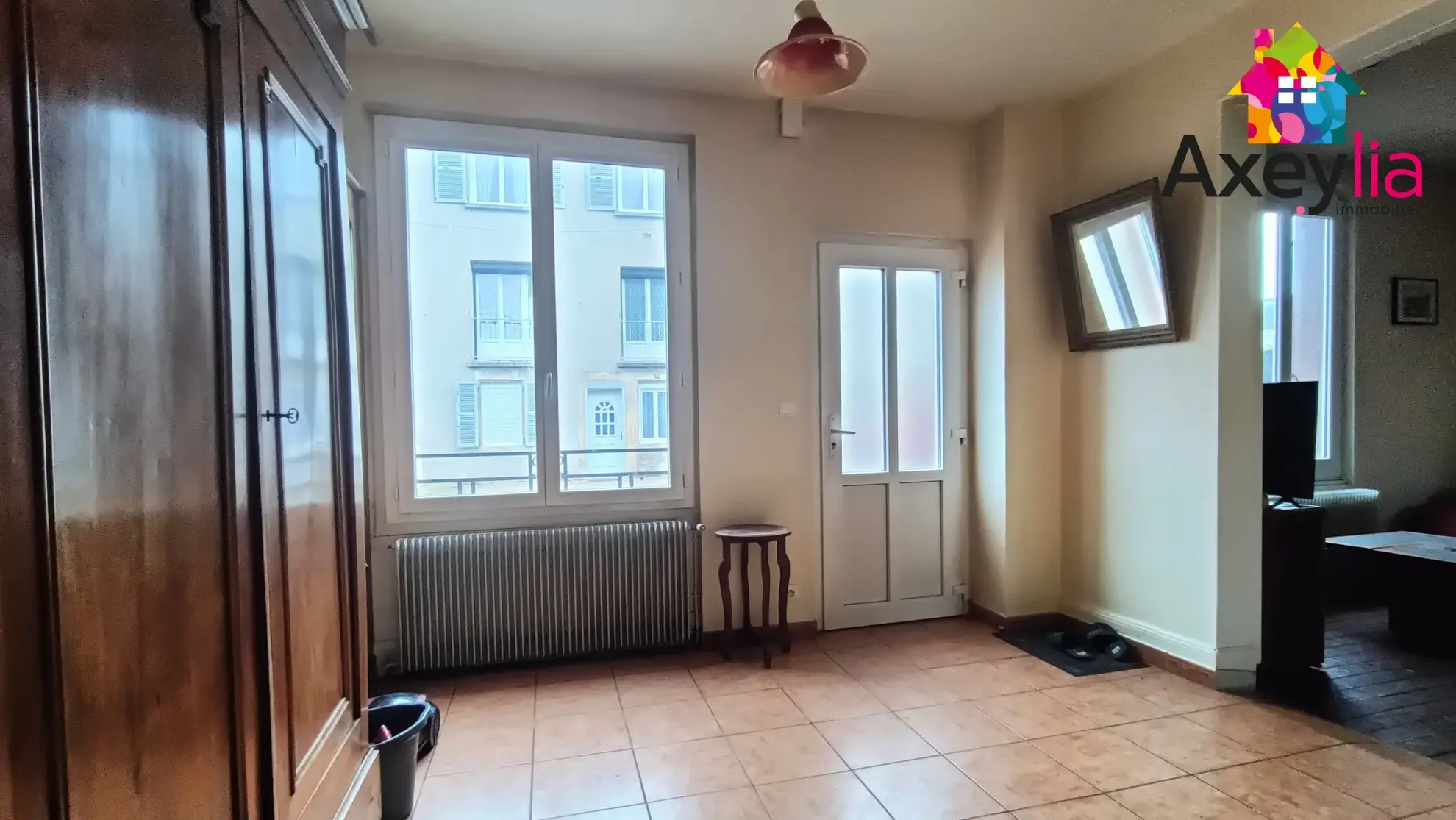 A vendre maison familiale à Digoin, 4 chambres, jardin, dépendance, proche commodités 