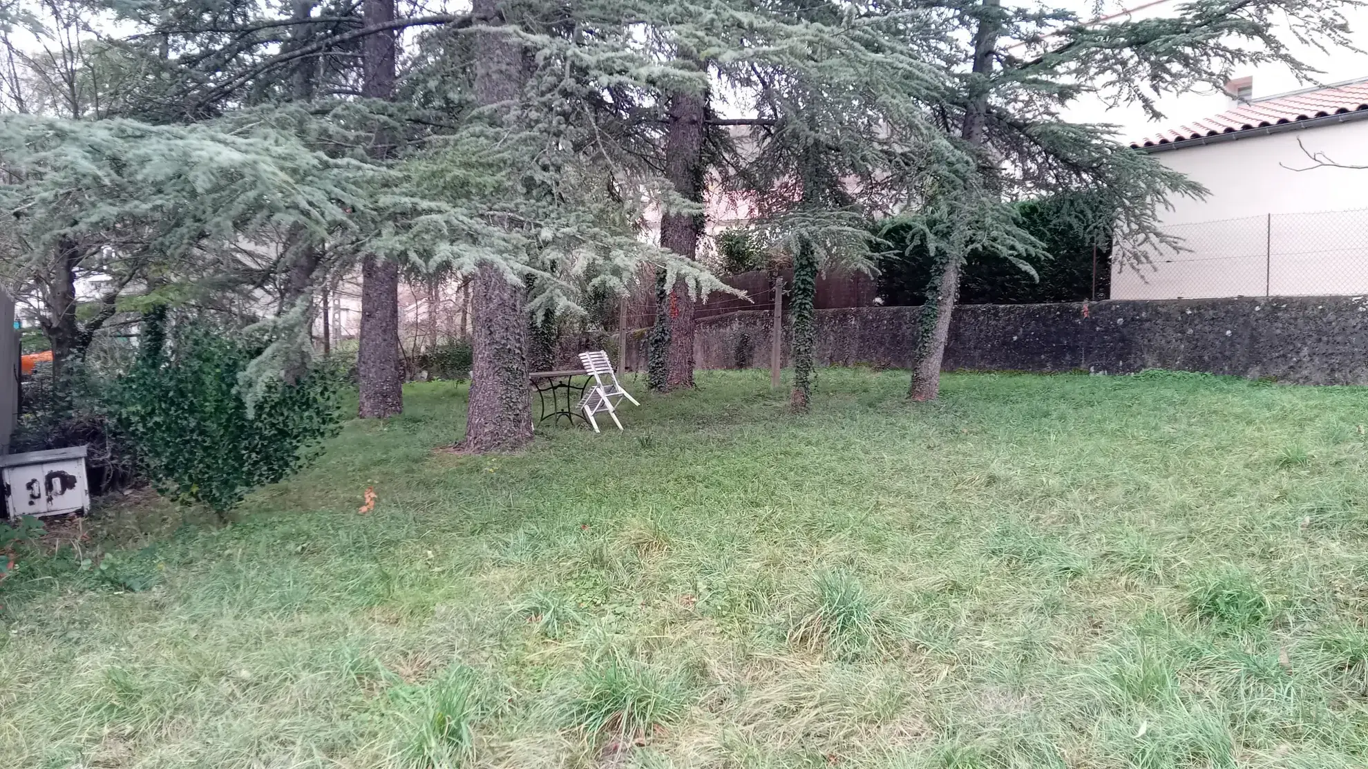 Terrain à bâtir de 845m² à Millau, secteur calme et recherché 