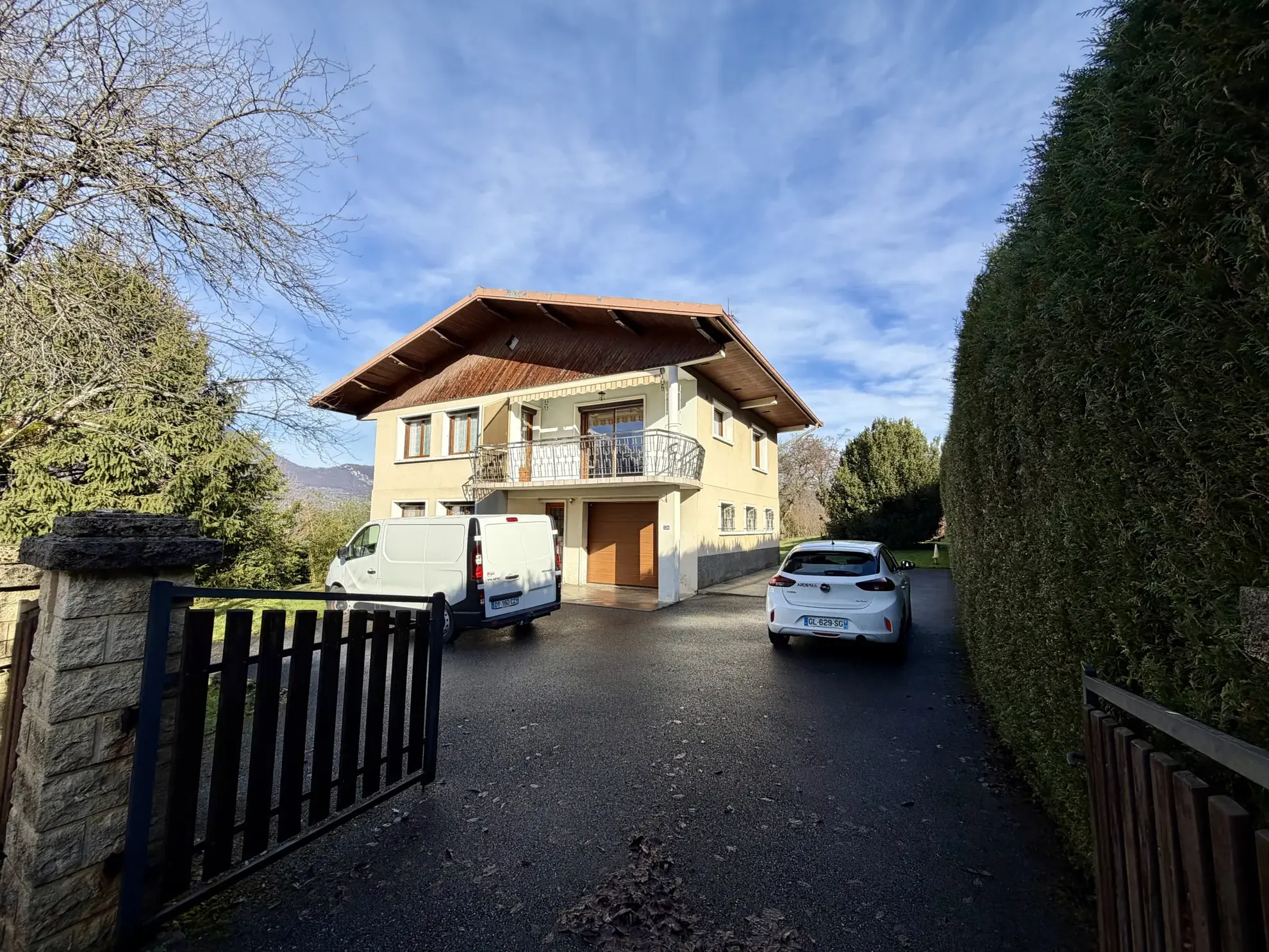 À vendre maison spacieuse et lumineuse à Sainte-Hélène-sur-Isère