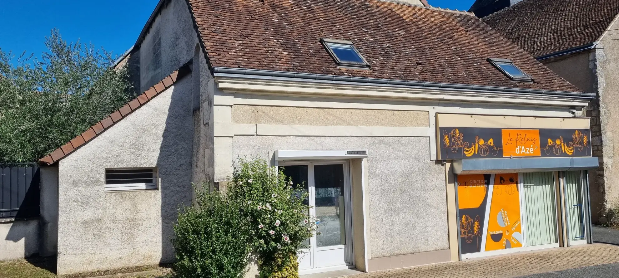 Maison avec local commercial à vendre à Aze, 135 m² habitables