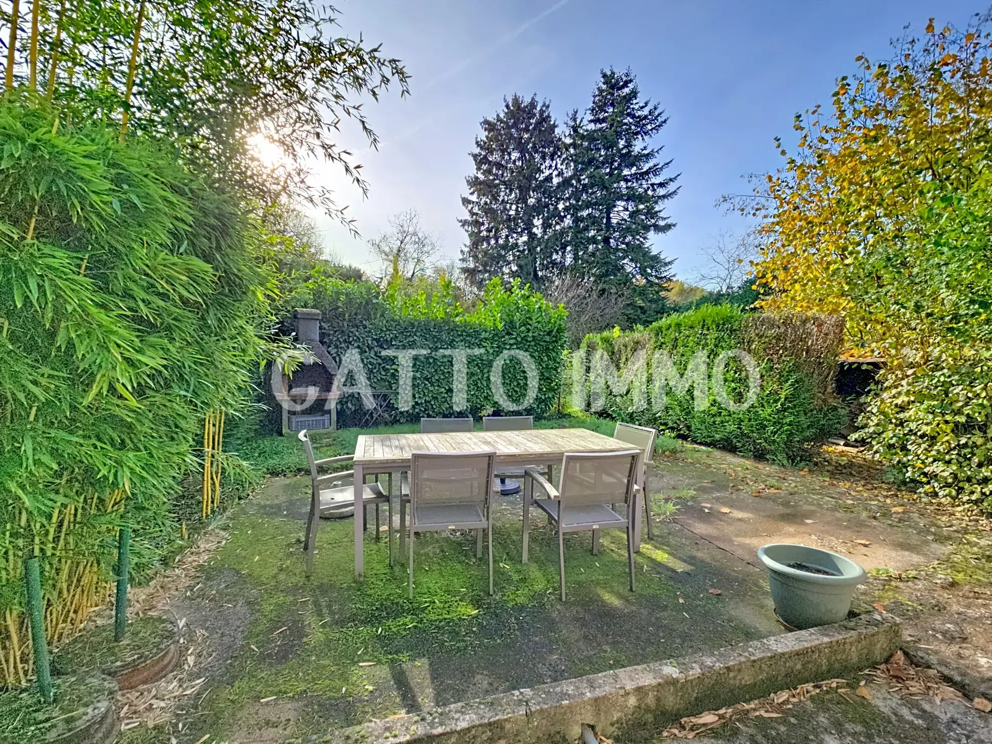 Maison de 155 m² à Woippy avec jardin, garage et potentiel d'aménagement