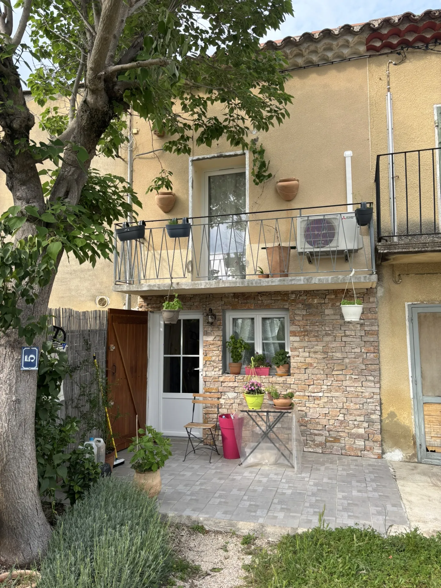 Charmante maison de village avec garage à Malaucène - 37m² 