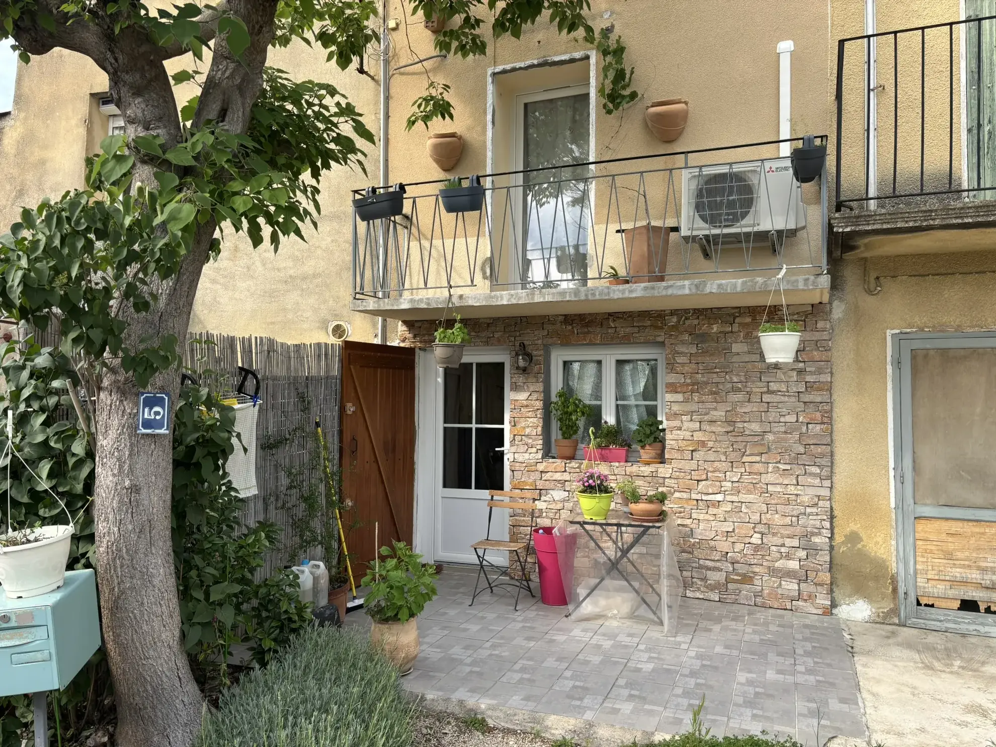 A vendre maison de village avec garage à Malaucène - 37 m²