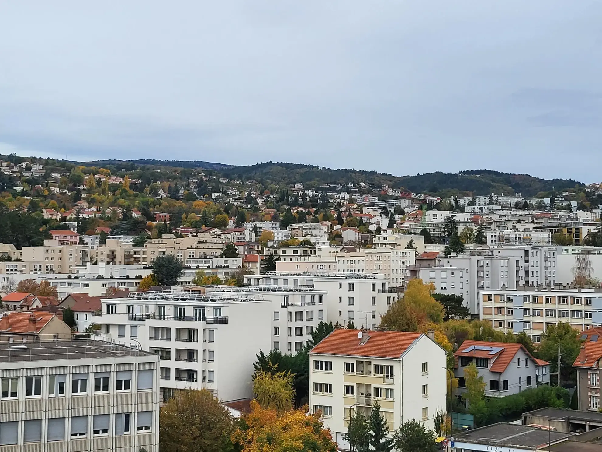 Appartement T5 bis à vendre à Clermont-Ferrand avec balcon et parking 
