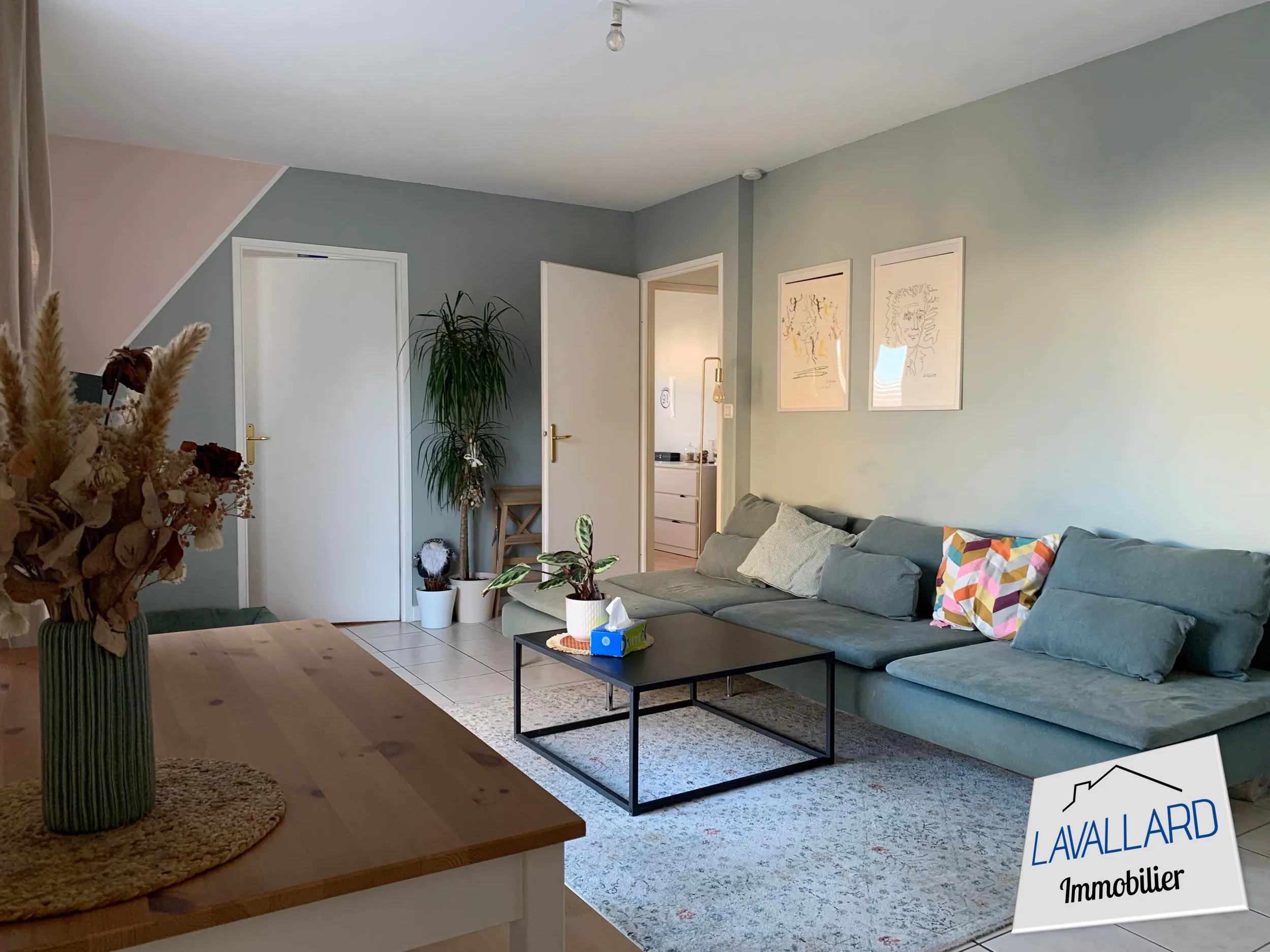 Appartement T2 bis à Rivery de 51 m² avec balcon, parking et cave