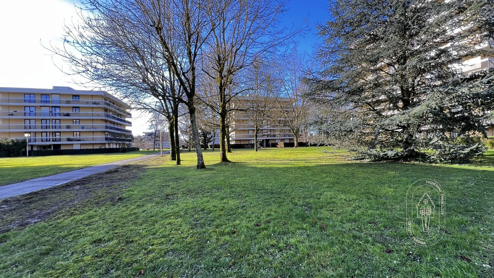 Appartement T3 à Croix avec terrasse et accès direct en rez-de-chaussée 