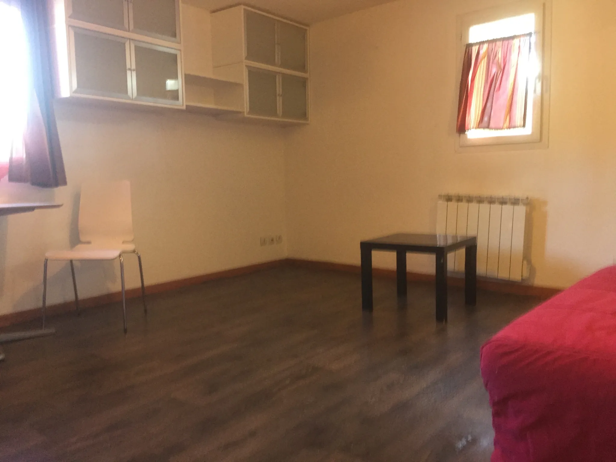 Studio à Bouc-Bel-Air secteur Croix d'Or, loué, 22 m² 