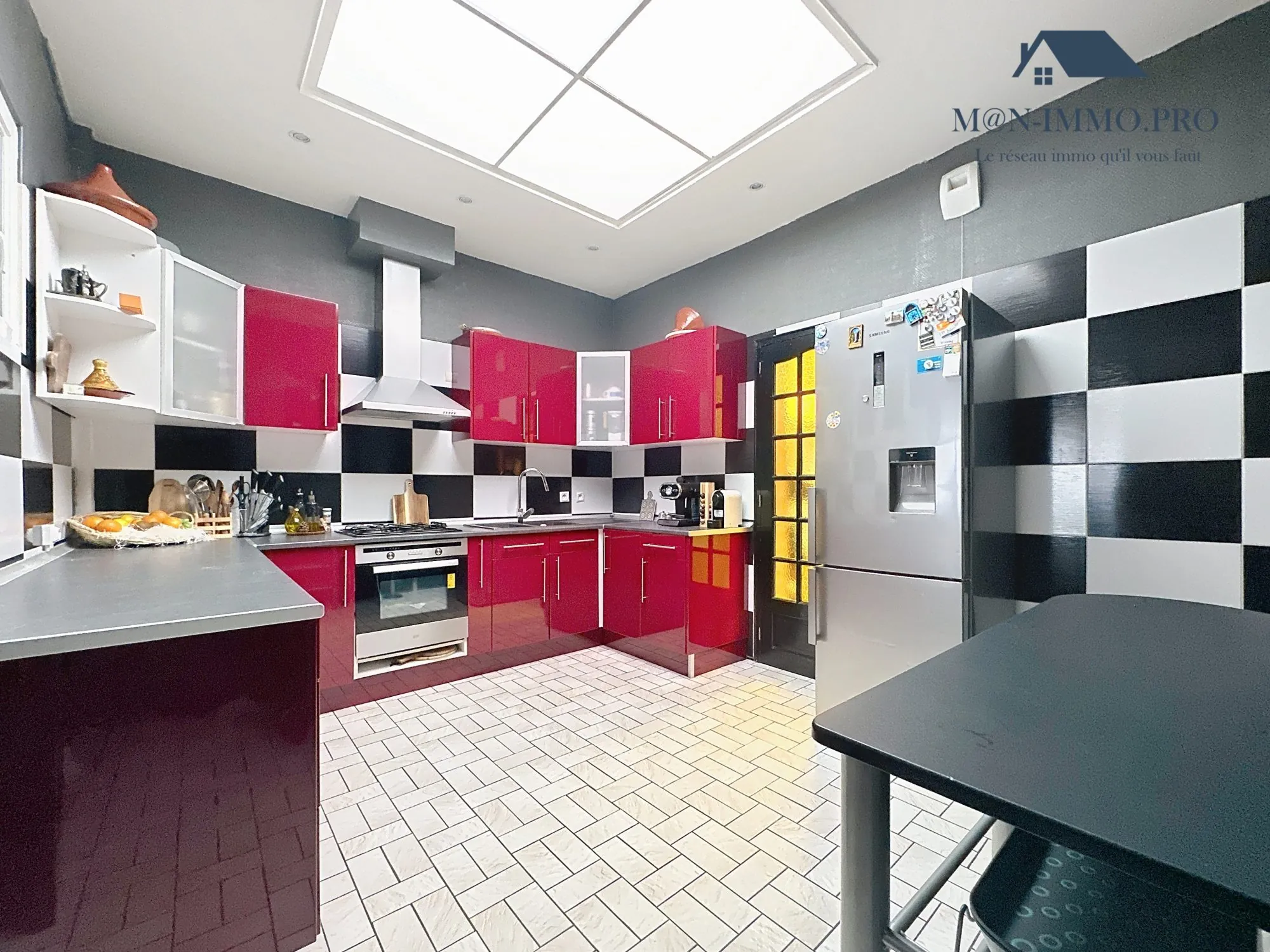 Maison familiale de 135 m² avec 4 chambres dans le quartier des écoles à Armentières 