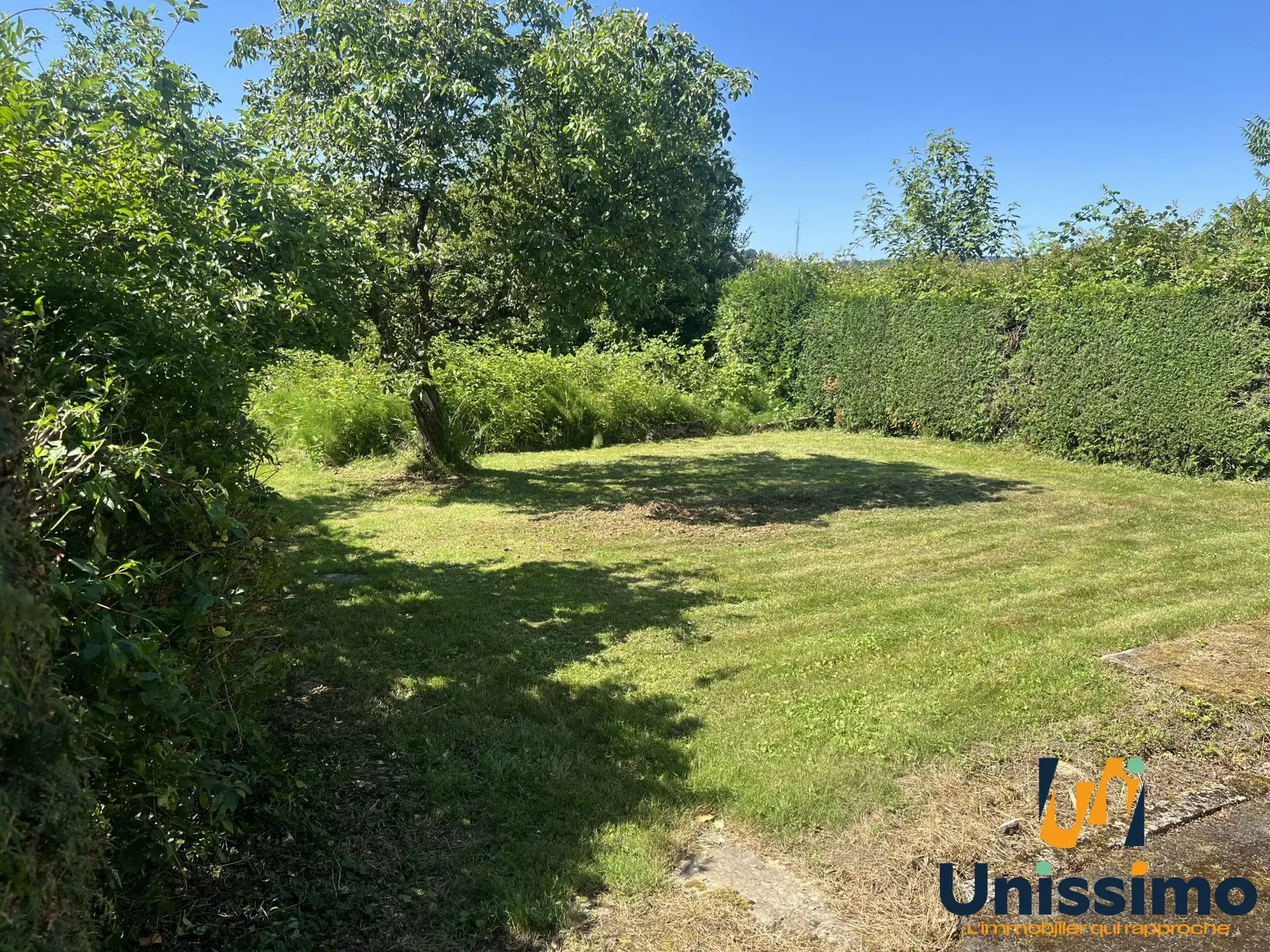 Maison à rafraîchir à Colombier Fontaine - 80 m² avec terrain de 600 m² 
