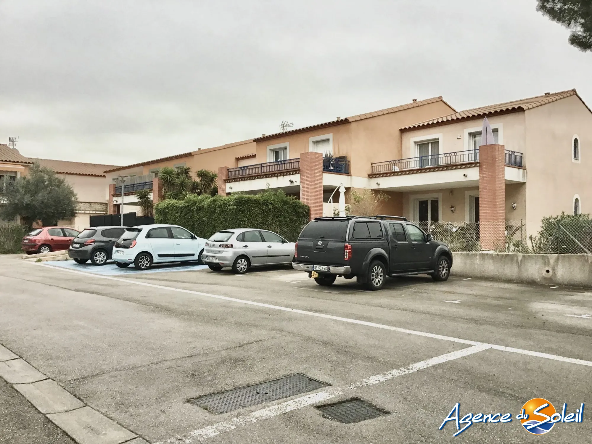 Appartement T2 avec terrasse, jardin et parking à Saint-Cyprien 
