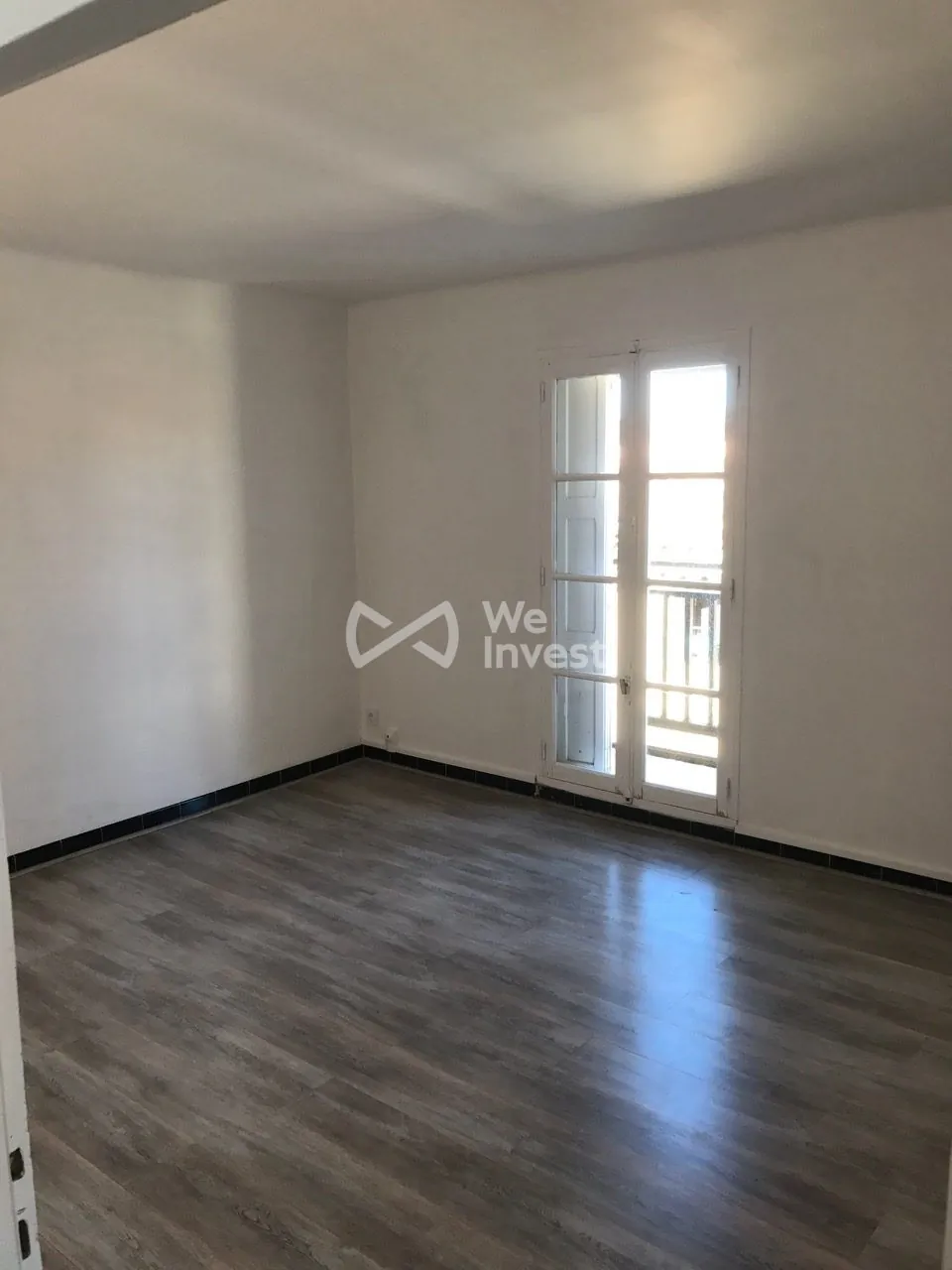 Maison individuelle à vendre à Laure-Minervois - 120 m², terrasse, cave, rénovation récente 
