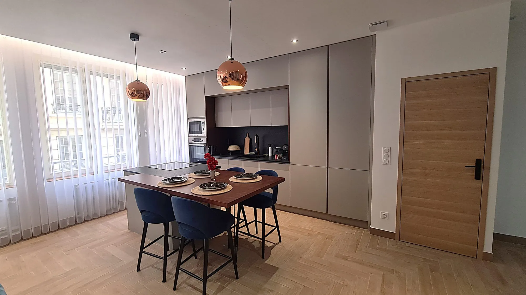 À vendre à Saint-Étienne : Appartement 3 pièces rénové de 82 m² quartier Anatole France 