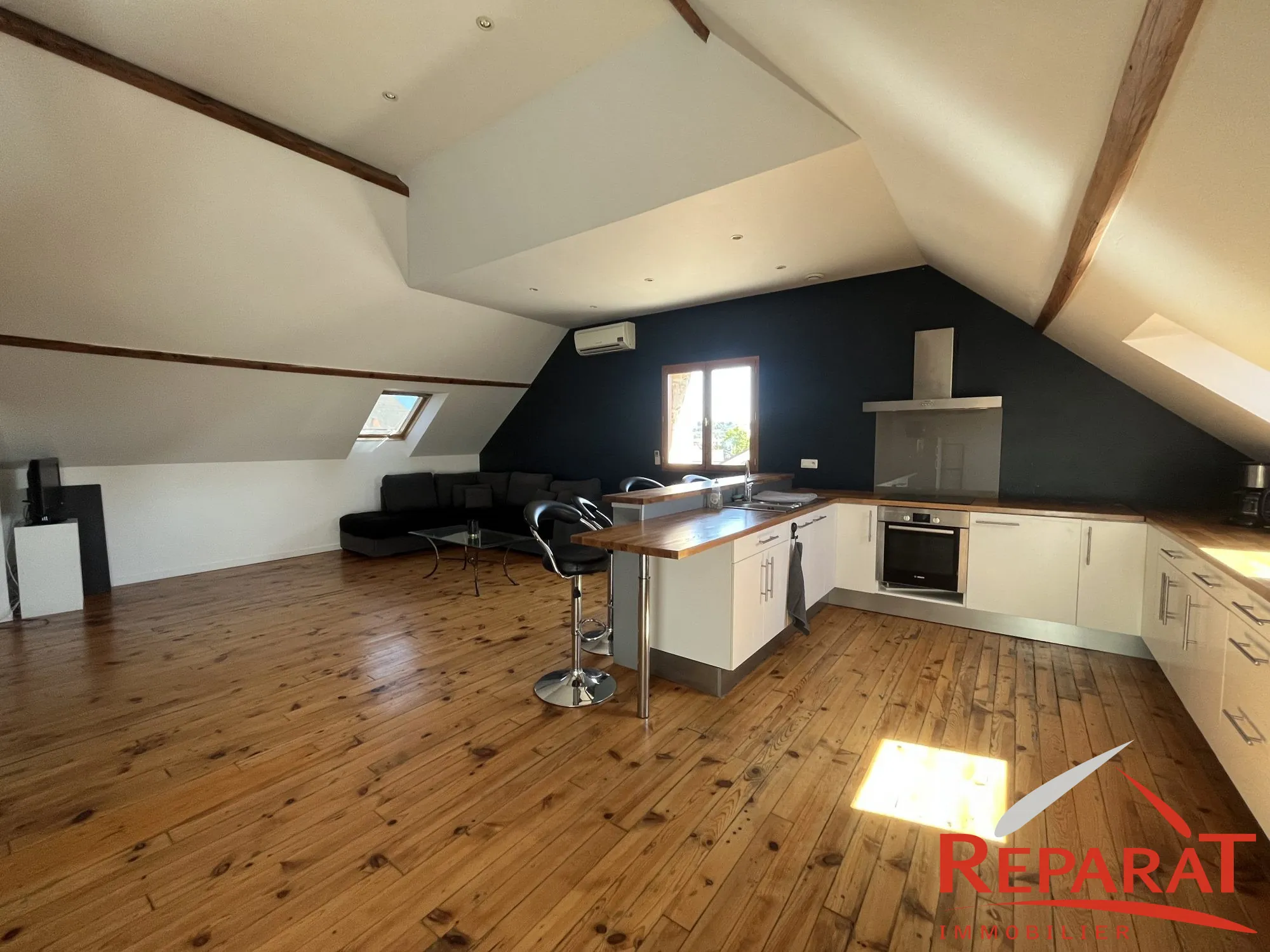 Grand appartement F3 en dernier étage à Brive-la-Gaillarde, quartier Emile Zola