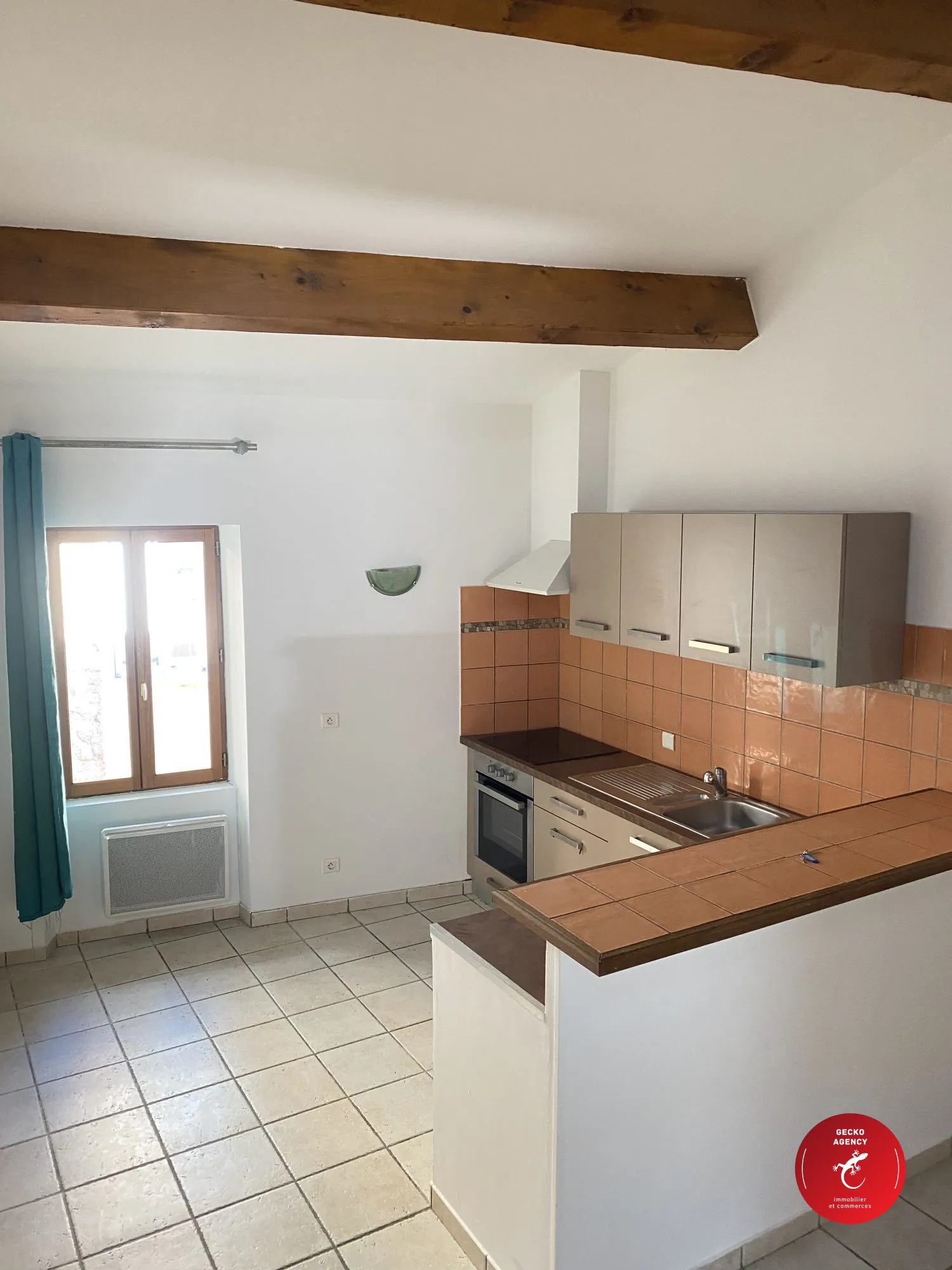 Cuisine Bel appartement de 67 m² au centre de La Motte avec mezzanine 